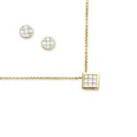 A diamond pendant necklace and a pair of diamond earstuds (2)