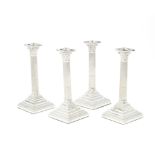 A set of four silver candlesticks Hawksworth, Eyre & Co, Sheffield 1913 (4)