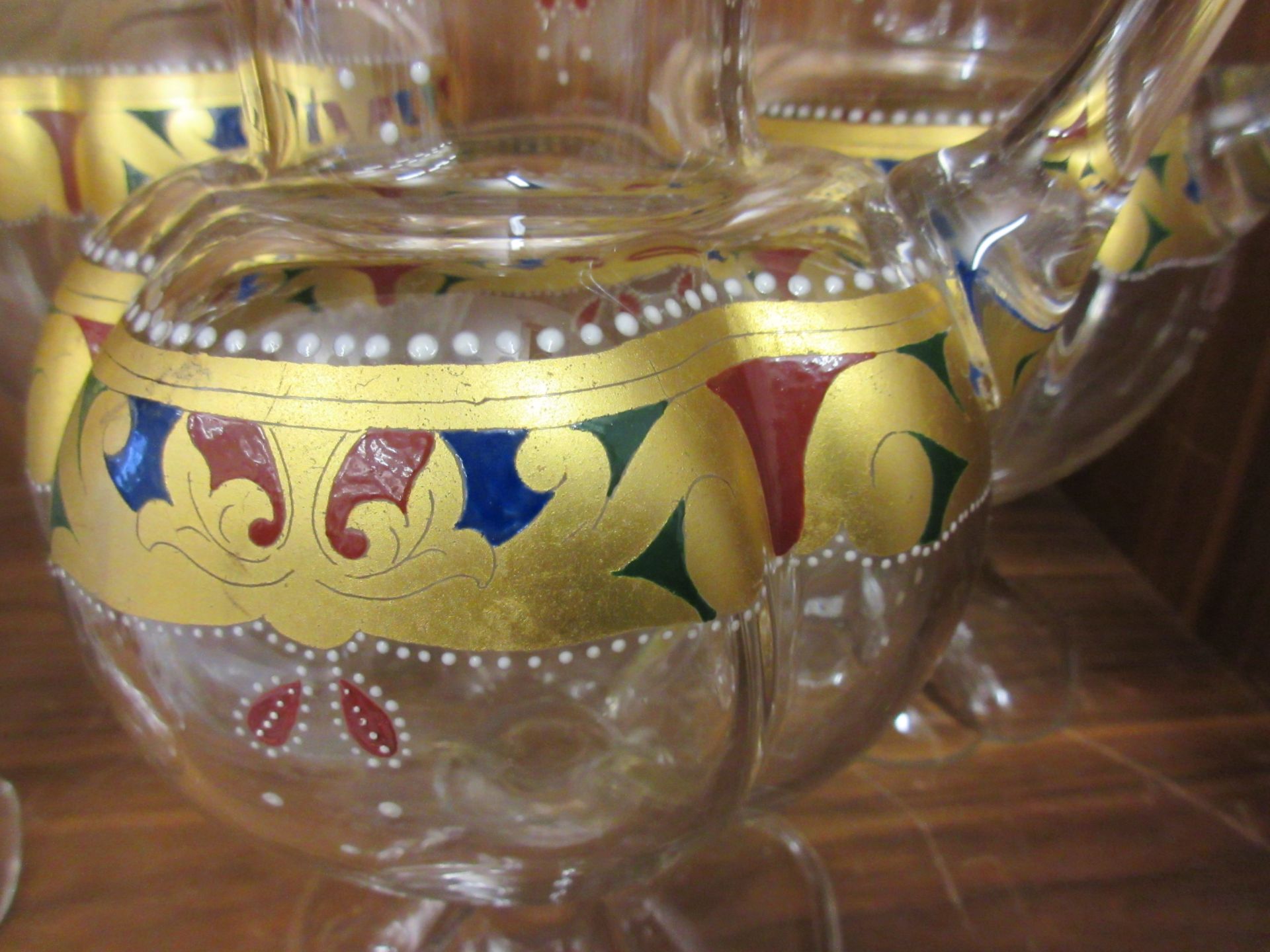 A large collection of continental polychrome and gilt decorated glassware Circa 1900 - Bild 20 aus 21