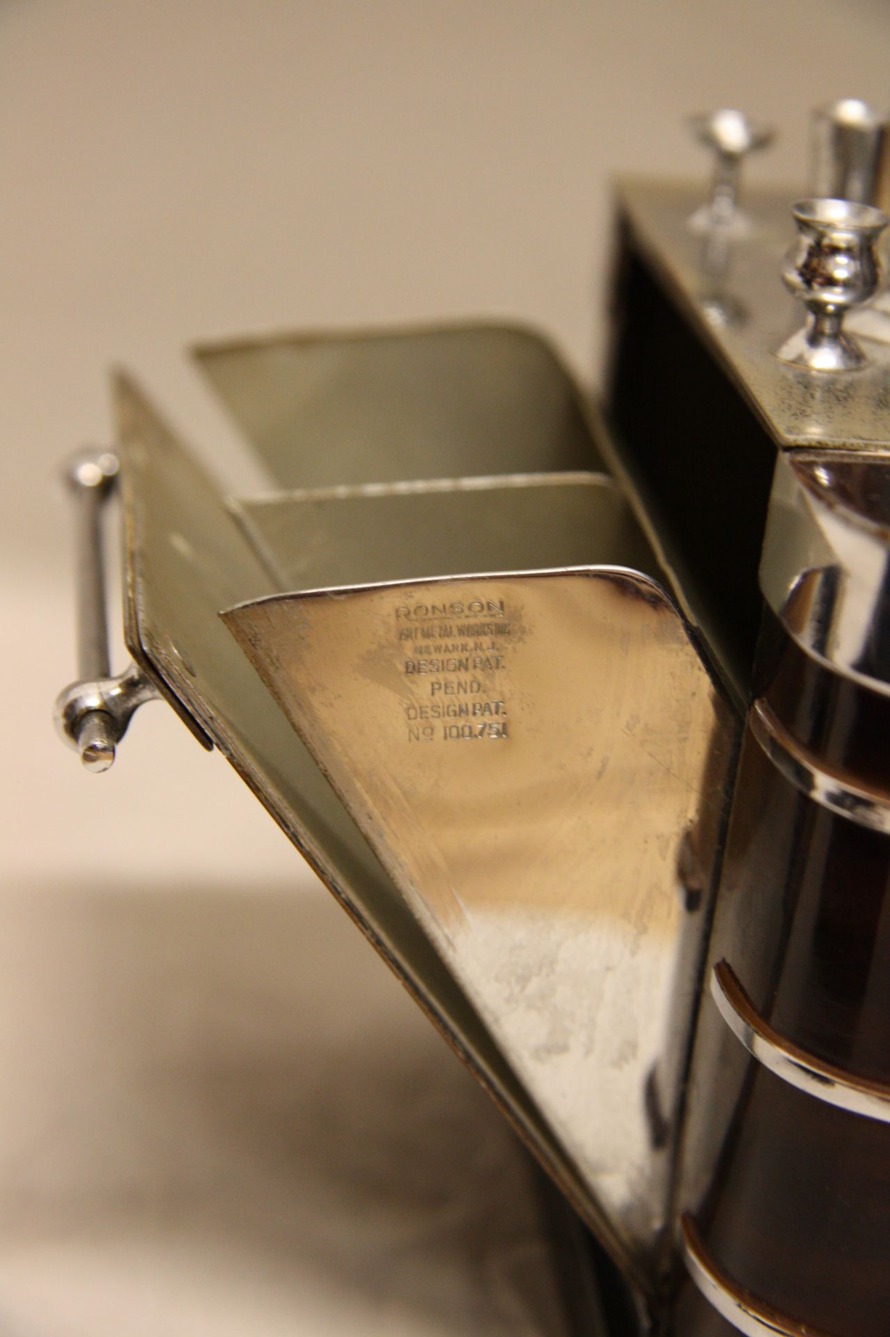 A Ronson Art deco novelty 'Bartender' strike table lighter and cigarette case (3) - Image 19 of 21