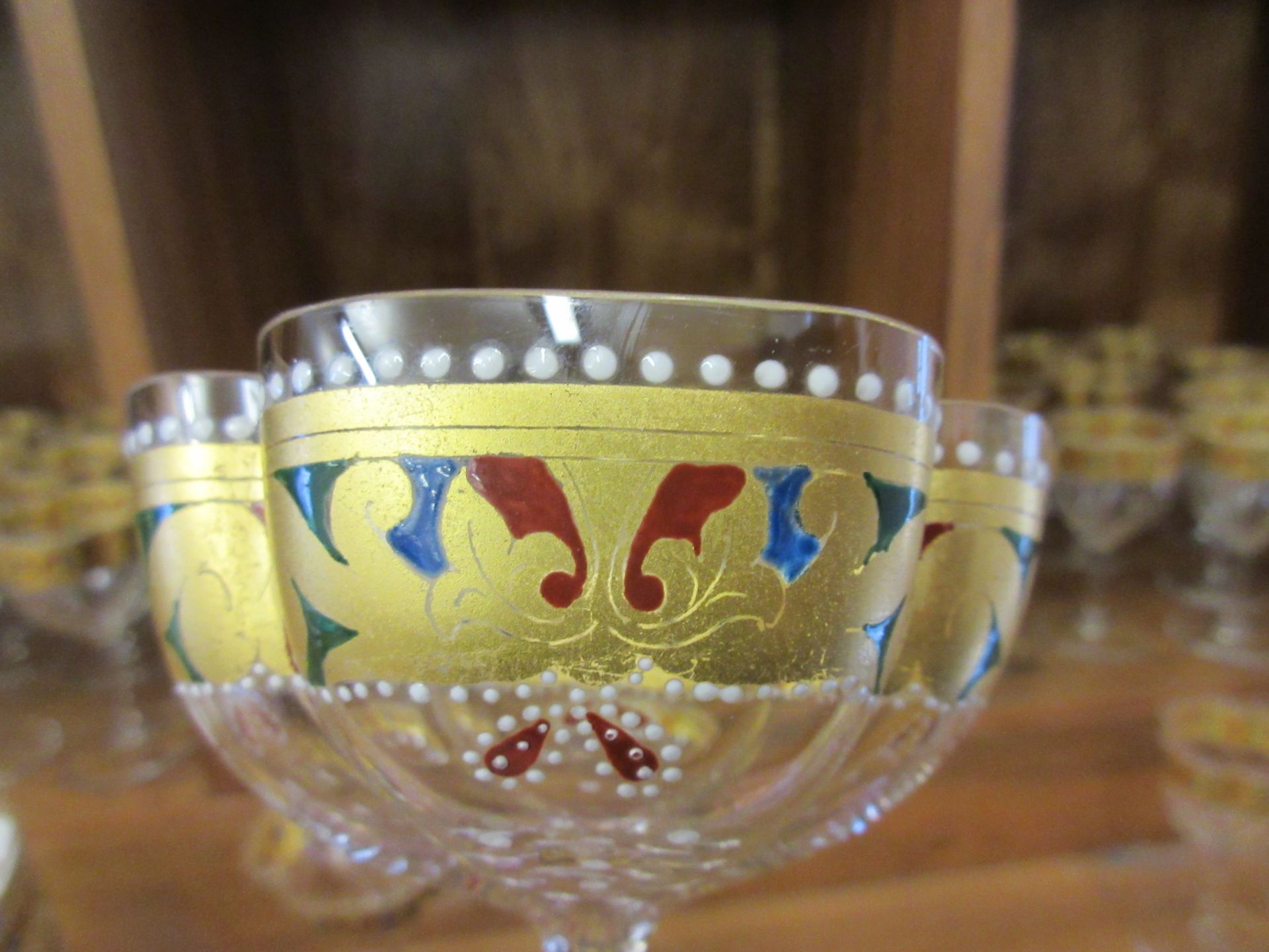 A large collection of continental polychrome and gilt decorated glassware Circa 1900 - Bild 14 aus 21