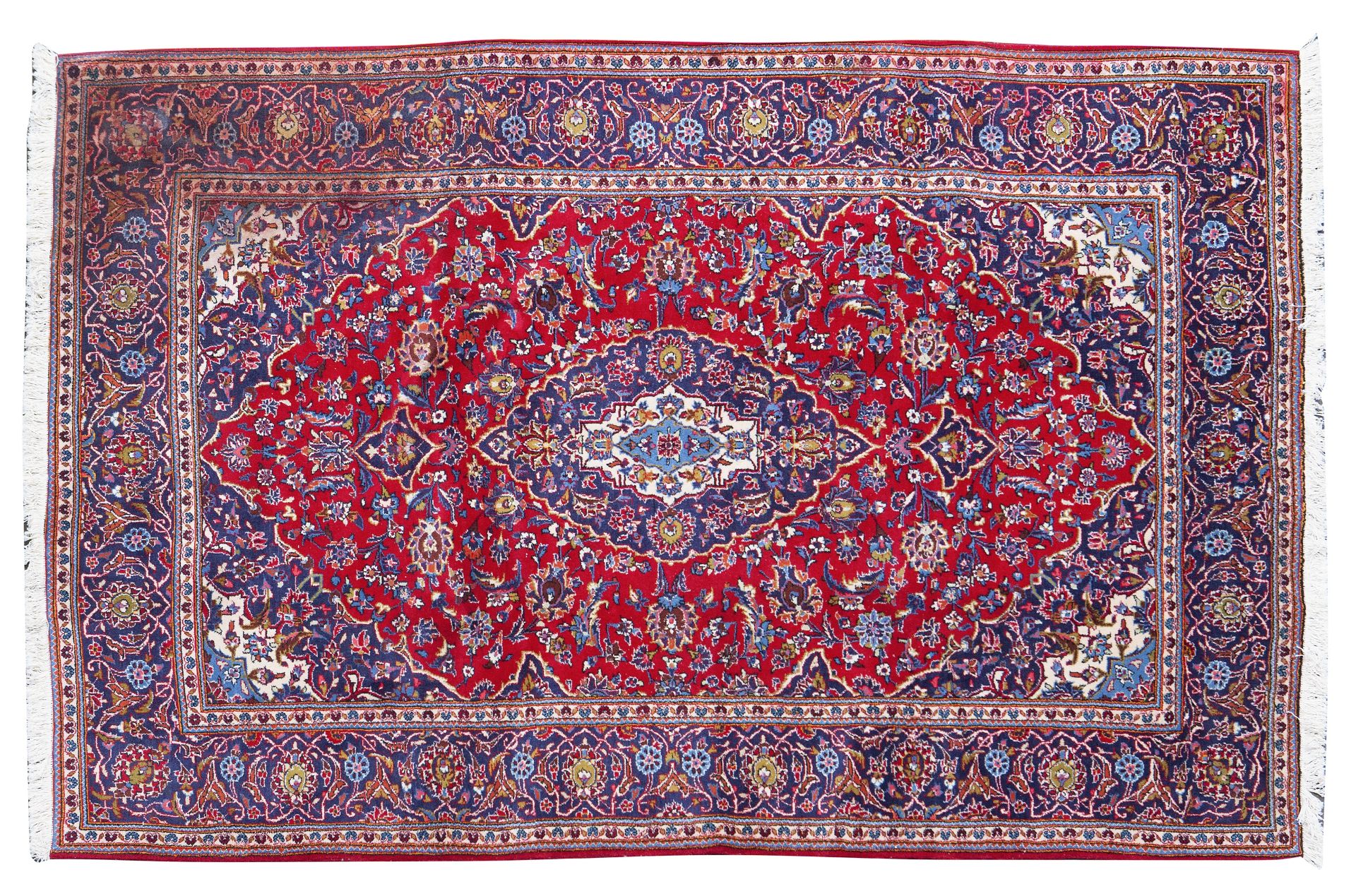 A Kashan carpet 190 x 297cm