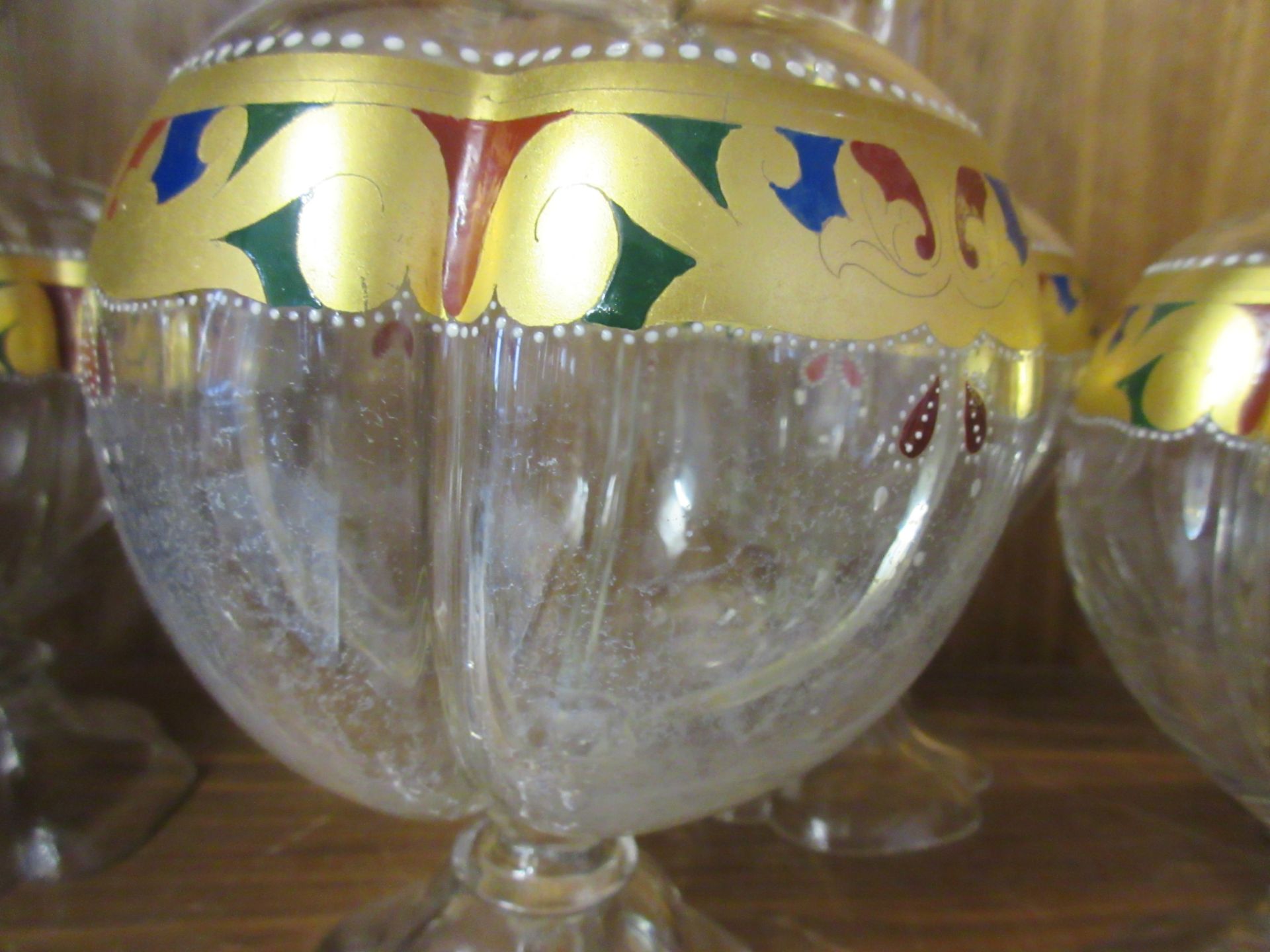 A large collection of continental polychrome and gilt decorated glassware Circa 1900 - Bild 12 aus 21