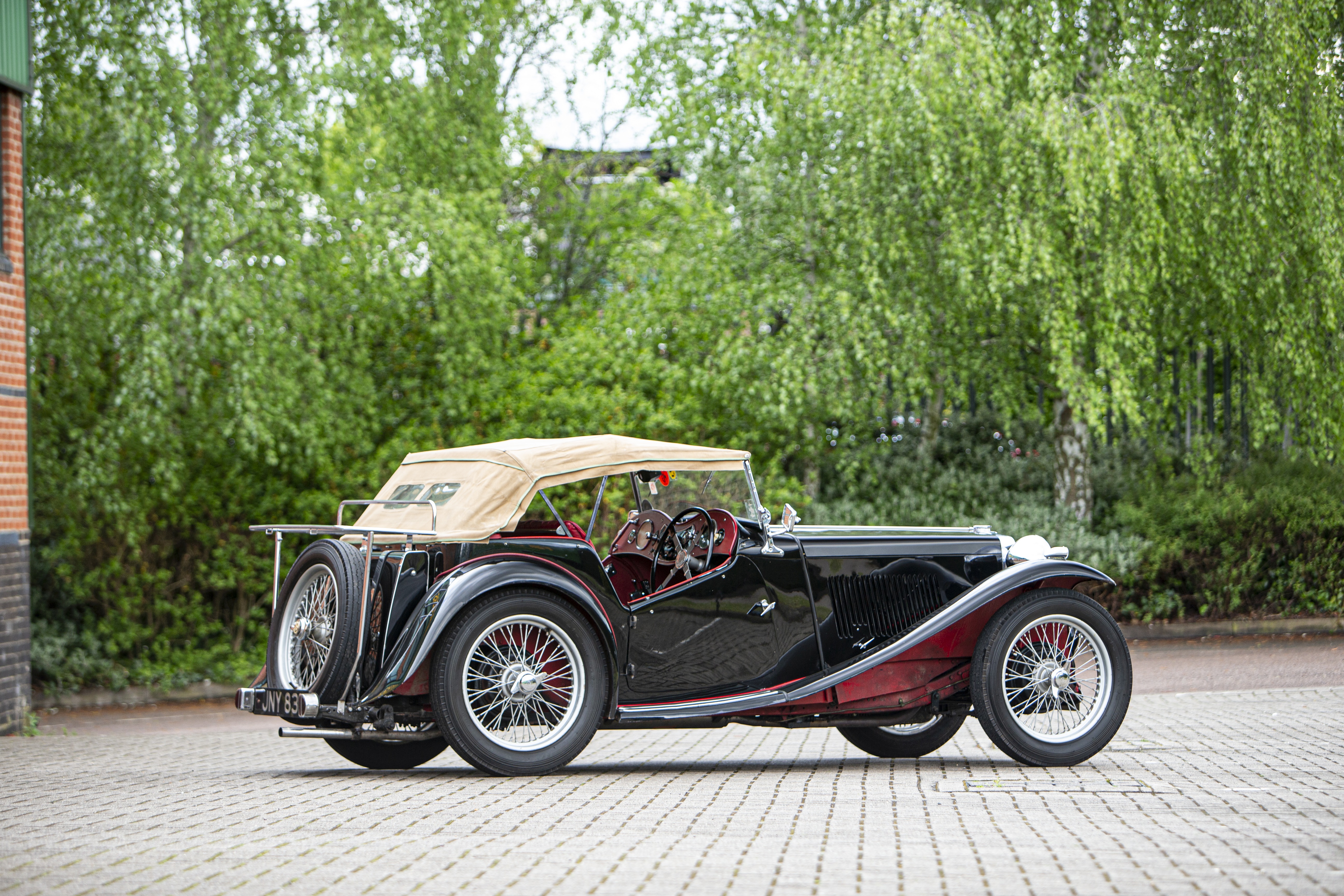 1949 MG TC Chassis no. TC8557 - Image 14 of 17