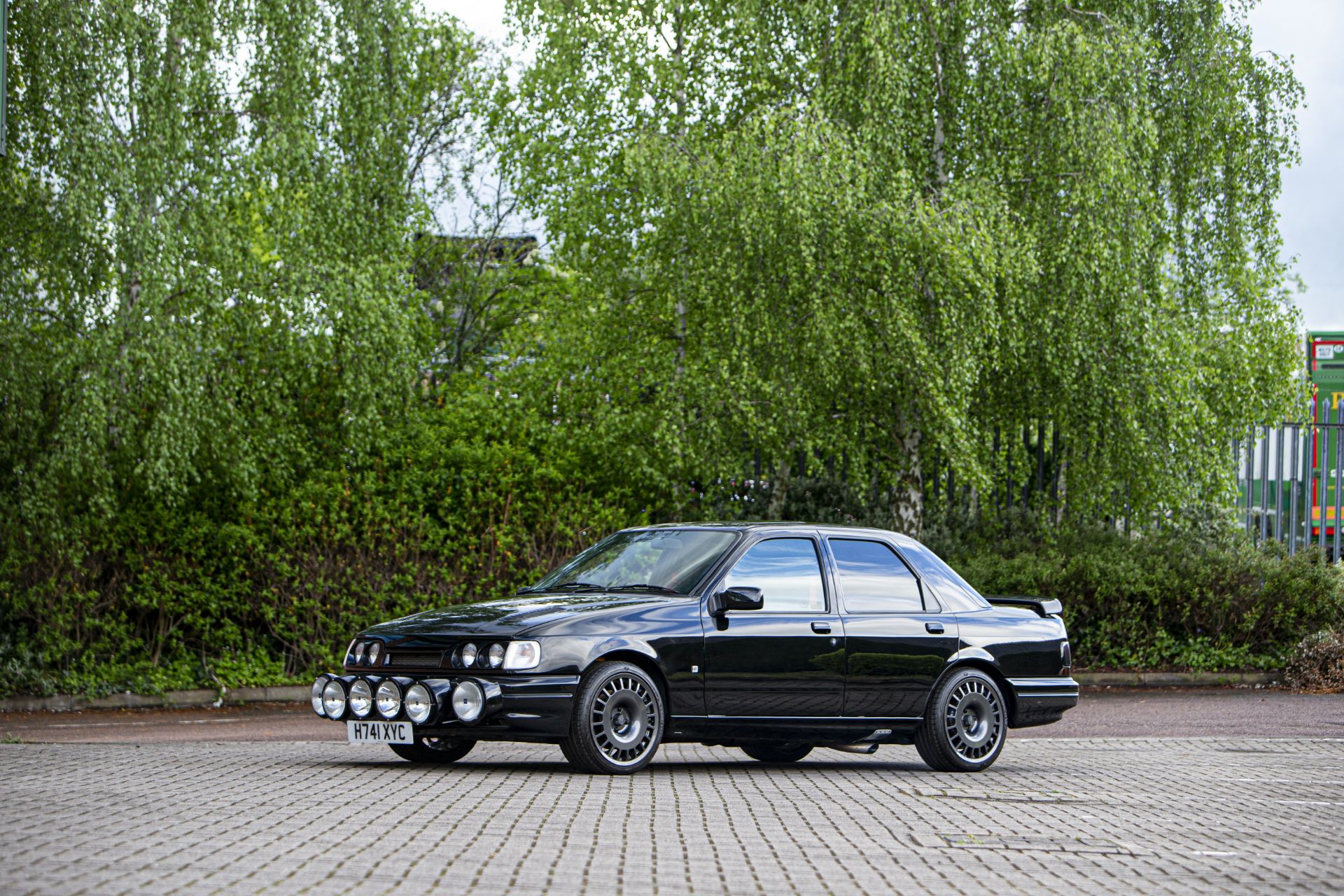 1990 Ford Sierra Sapphire RS Cosworth 4x4 Chassis no. WFOFXXGBBFLU56291 - Bild 14 aus 19