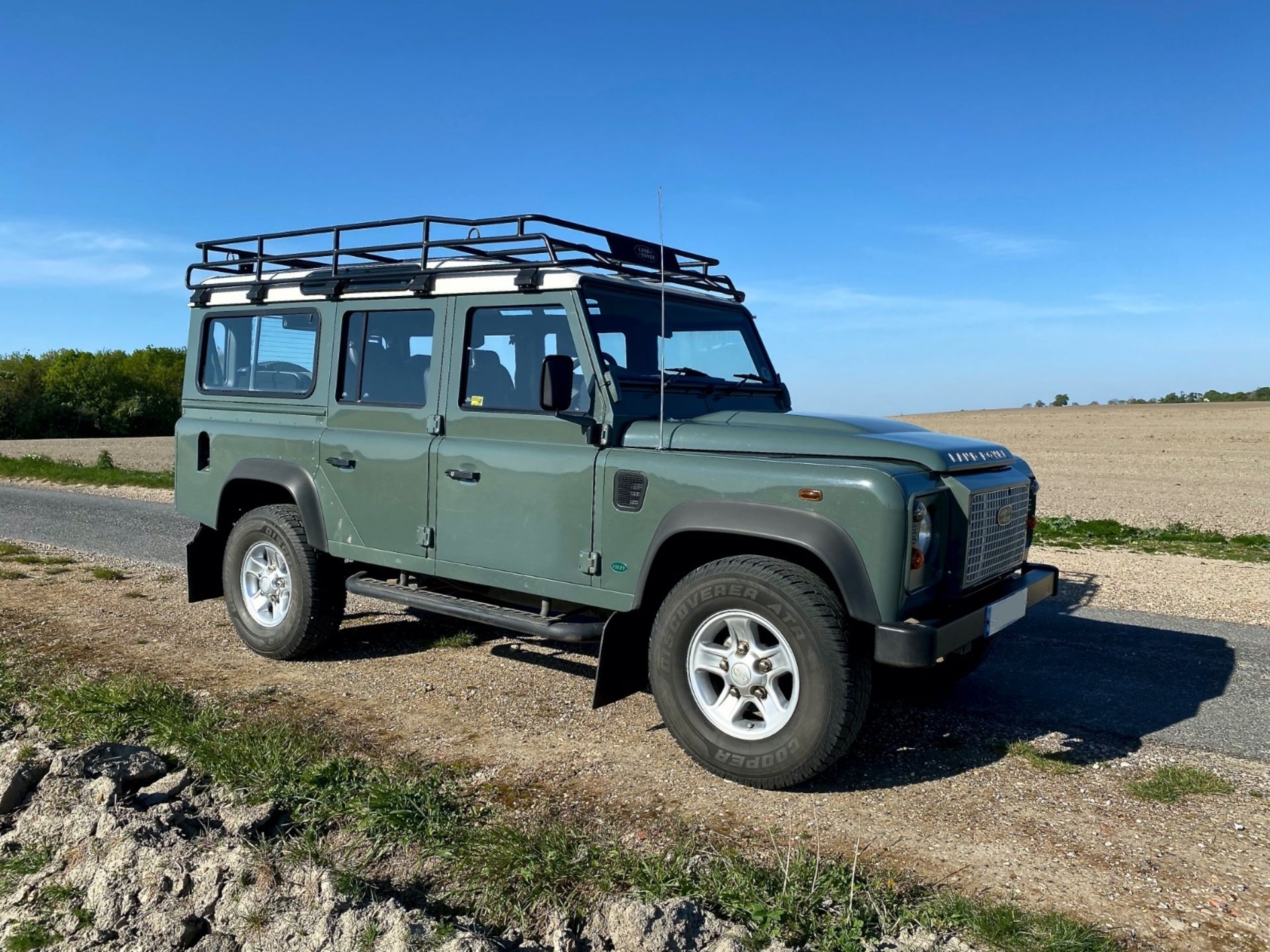 2009 Land Rover Defender 110 Chassis no. SALLDHMS7AA783007