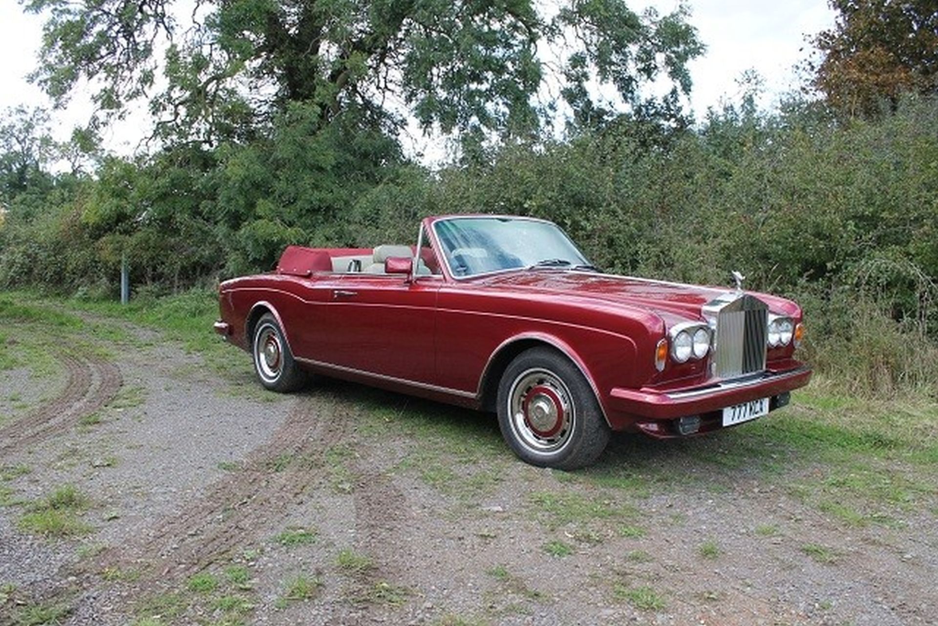 1985 Rolls-Royce Corniche Convertible Chassis no. BCA2D0005FCH0904