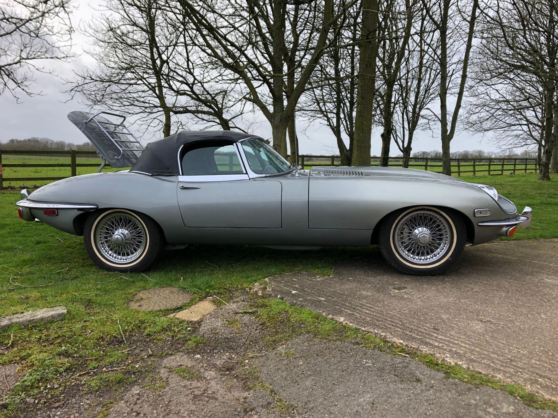 1969 Jaguar E-Type Series 2 4.2-Litre Chassis no. 1R11322 - Bild 13 aus 17