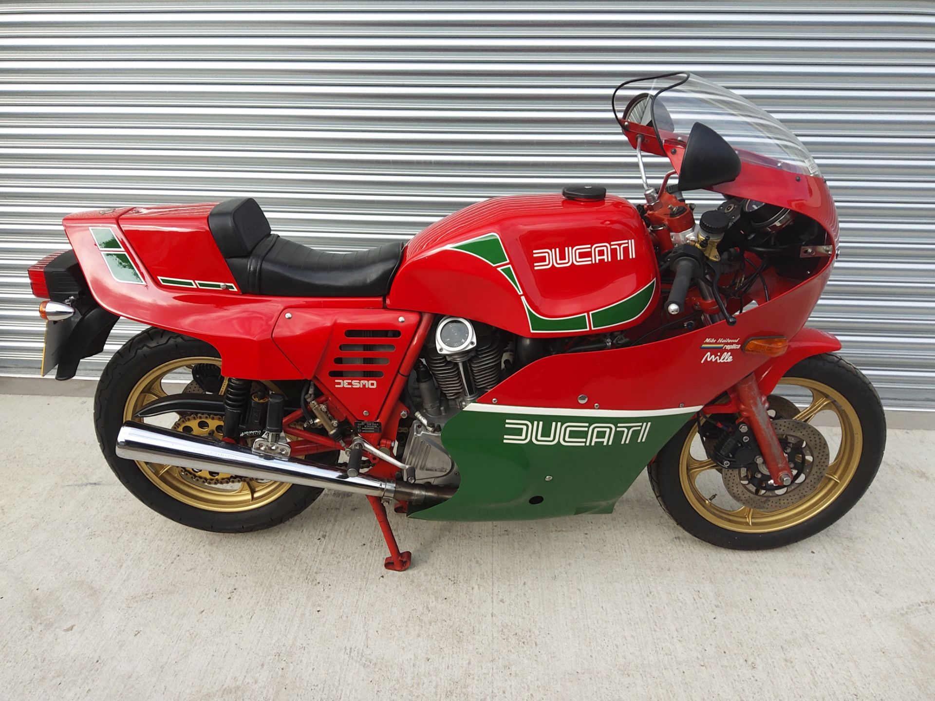 1986 Ducati 1,000cc Mike Hailwood Replica 'Mille' Frame no. ZDM1000R100700 Engine no. ZDM1000100905 - Bild 22 aus 28