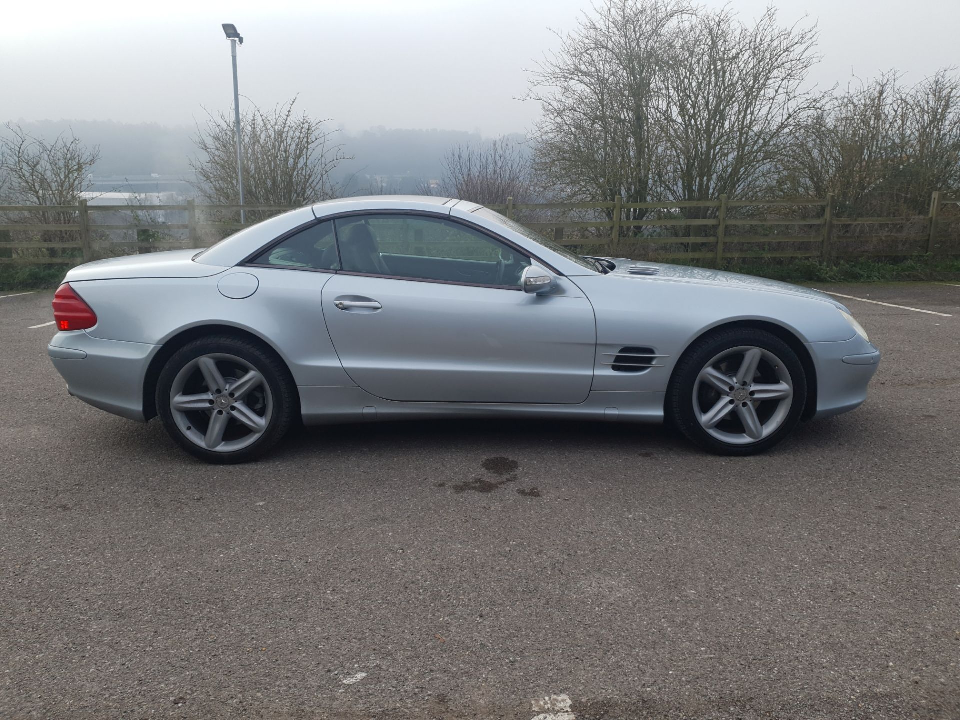 2003 Mercedes-Benz SL350 Automatic Sports Coupé Chassis no. WDB230467F057658 - Bild 9 aus 9