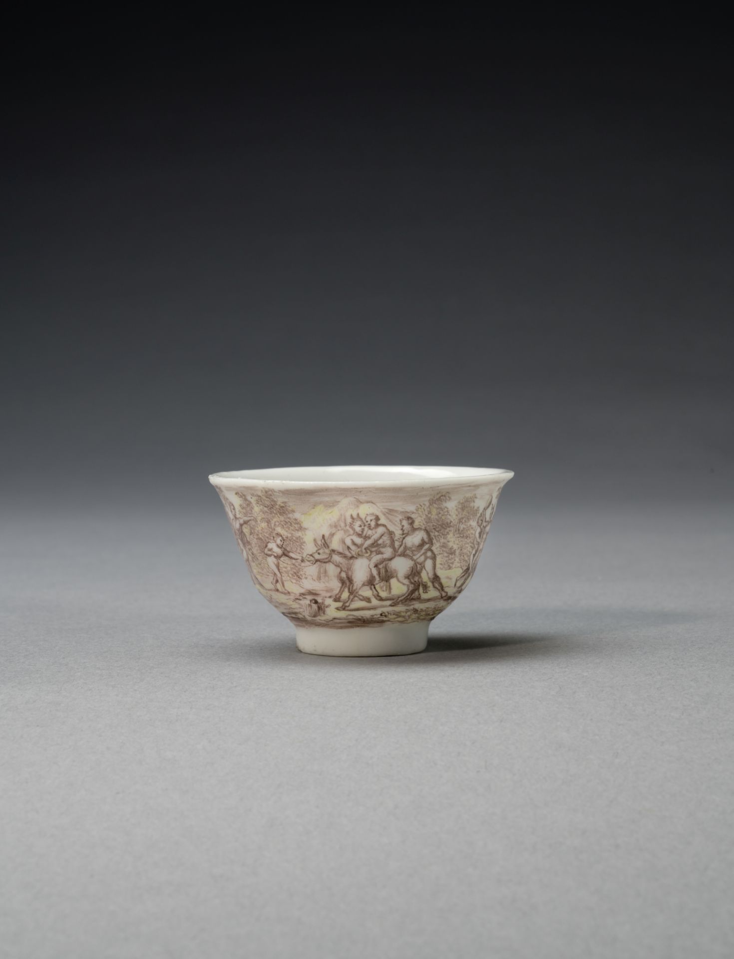 A small Chinese porcelain teabowl decorated by Ignaz Bottengruber, circa 1730