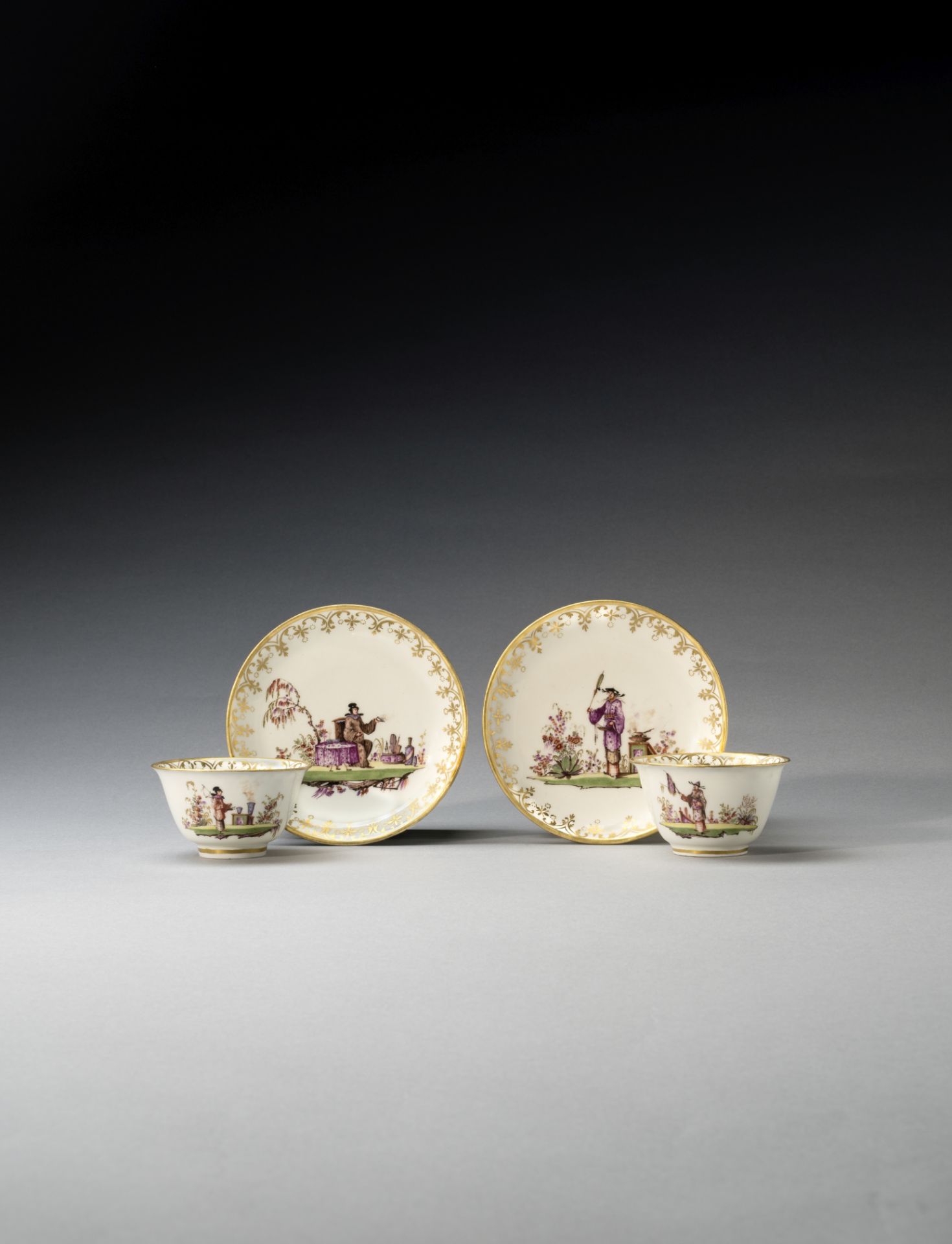 Four Meissen teabowls and saucers, circa 1722-24