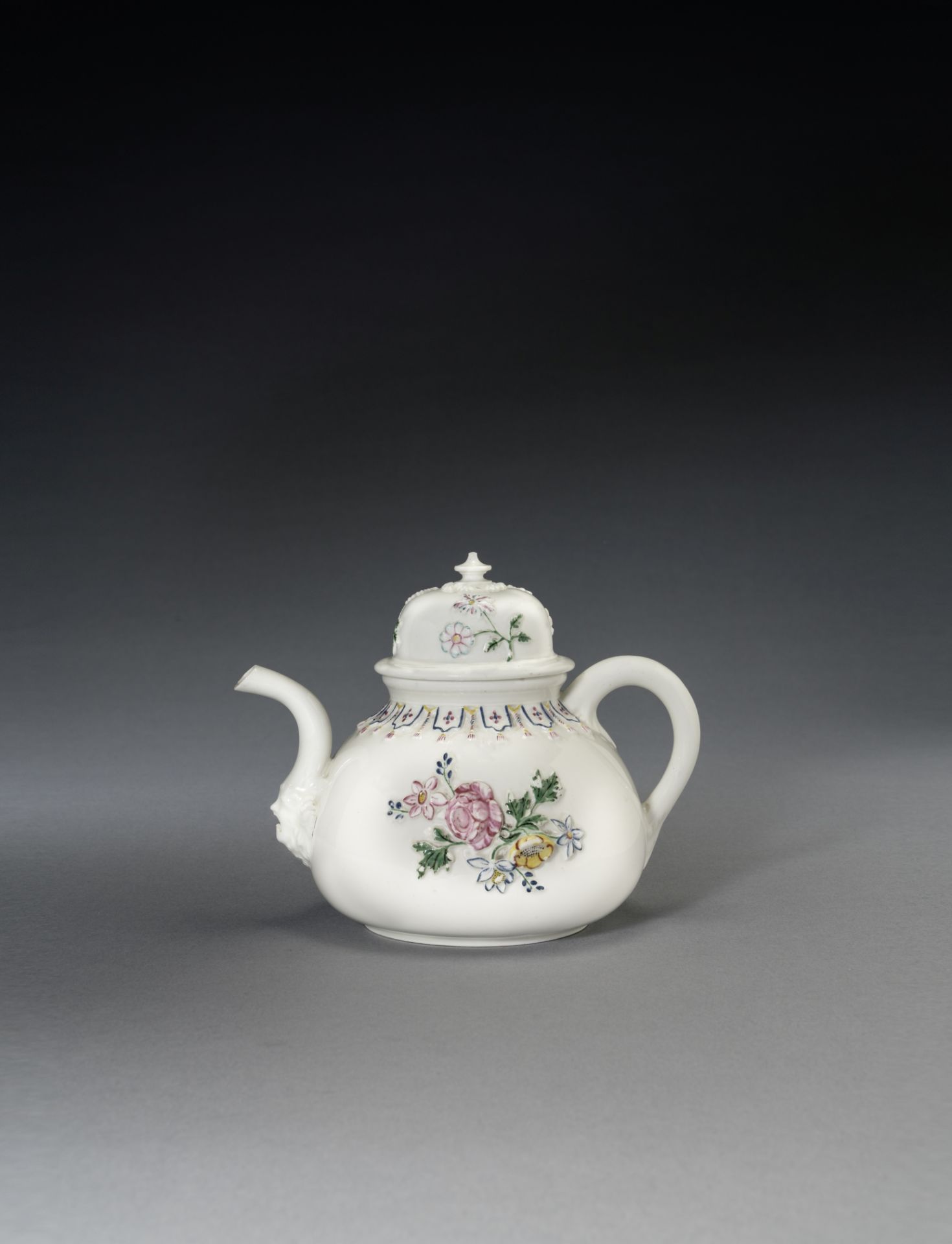 An early Meissen teapot and cover, circa 1715-20