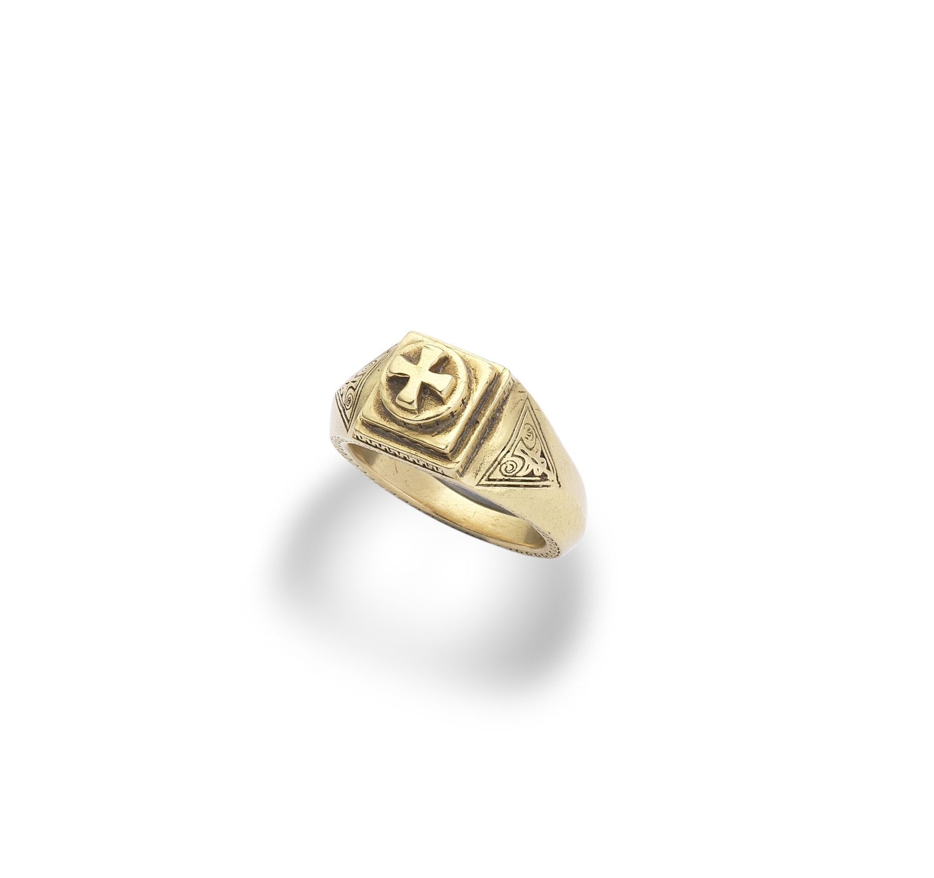 A Byzantine gold ring