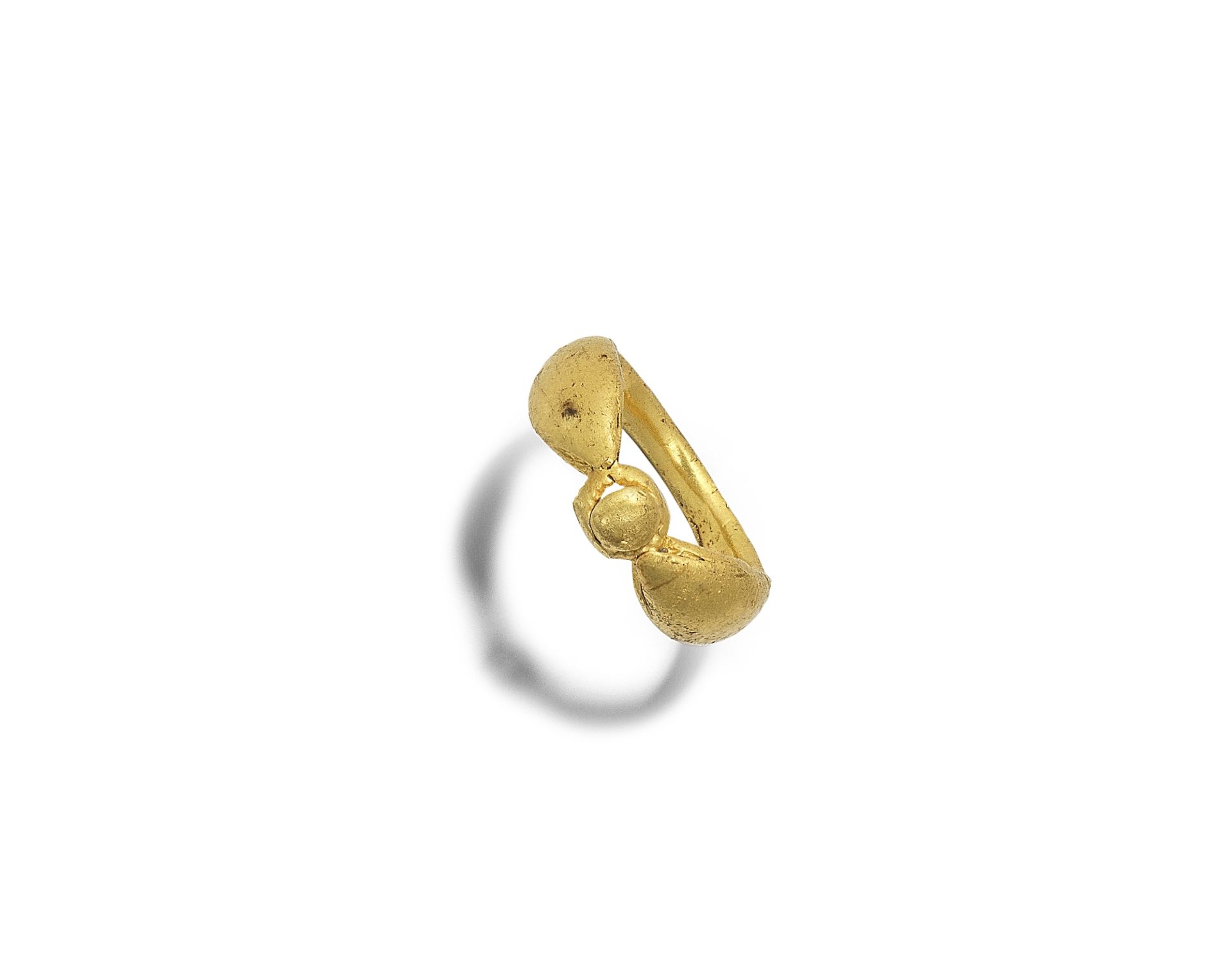 A small Roman gold ring