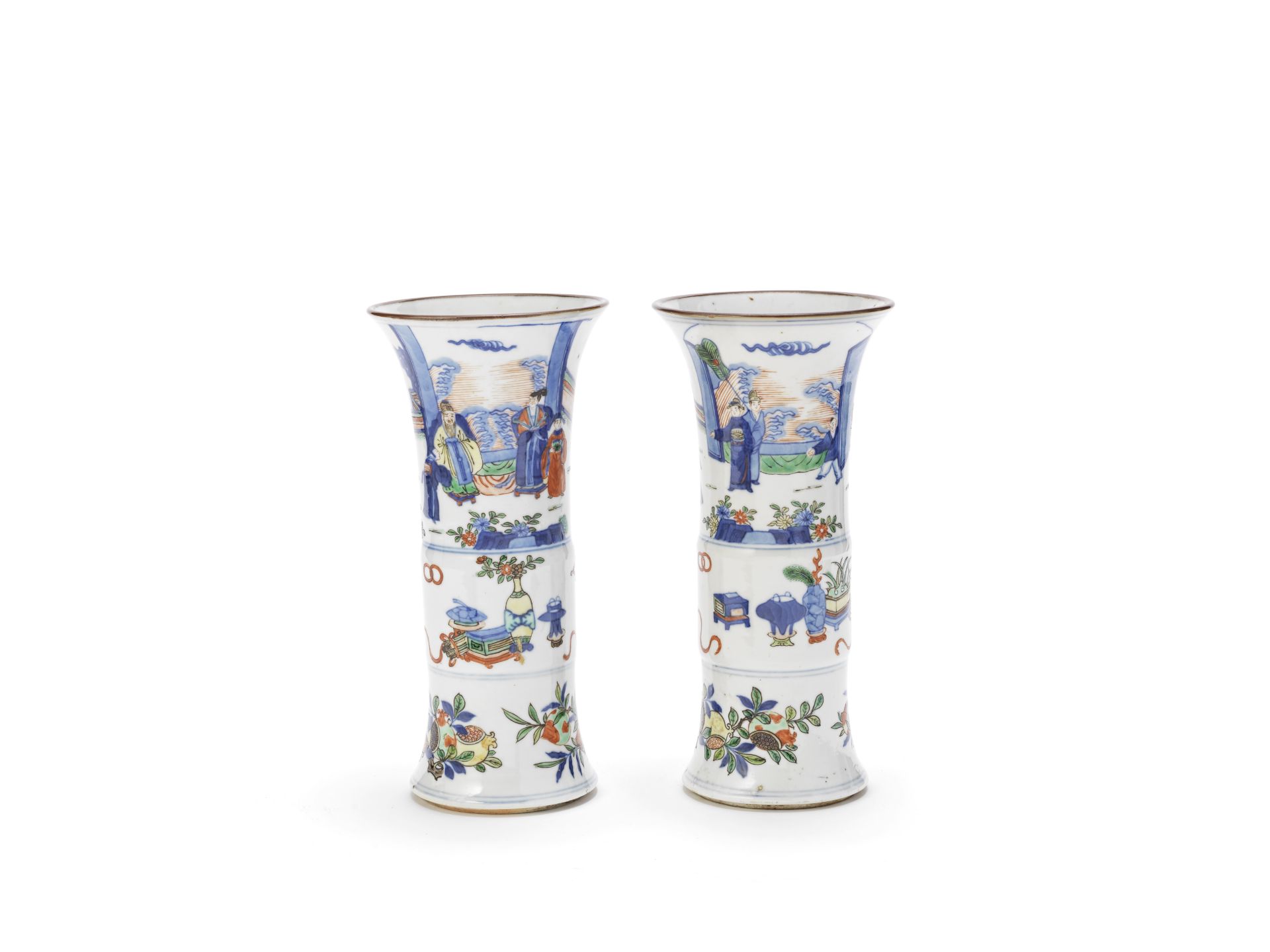 A pair of wucai beaker vases, gu Late Qing Dynasty (4)