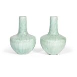 A large pair of Ge-type bottle vases Qing Dynasty or later (2)