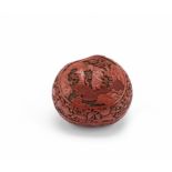 A three-colour peach-shaped 'sanduo' lacquer box and cover Qianlong (2)