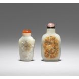 Two jade snuff bottles 19th century (4)