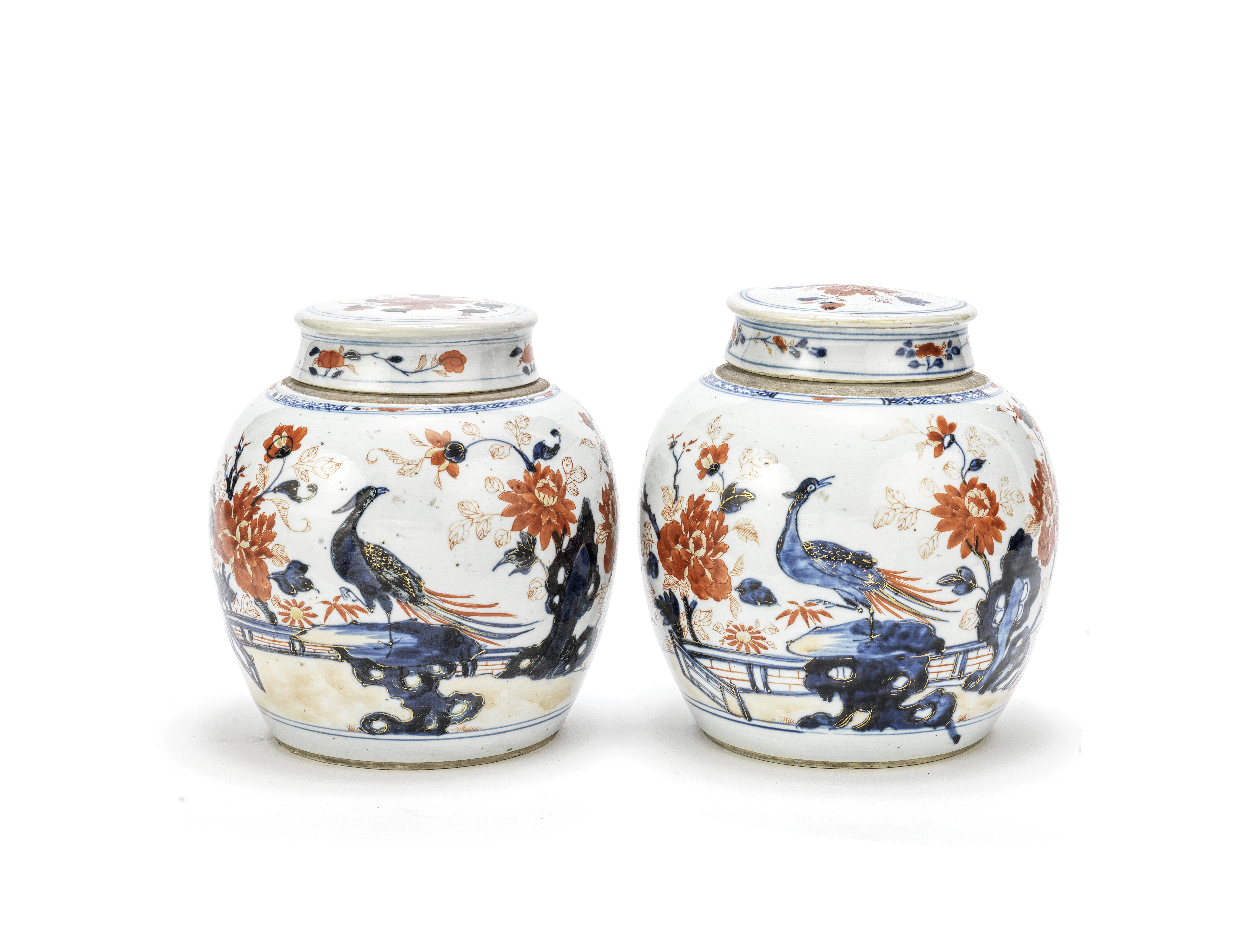A pair of Chinese Imari ginger jars and covers 18th century (4)