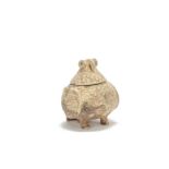 A pottery owl-form jar and cover Han Dynasty (2)