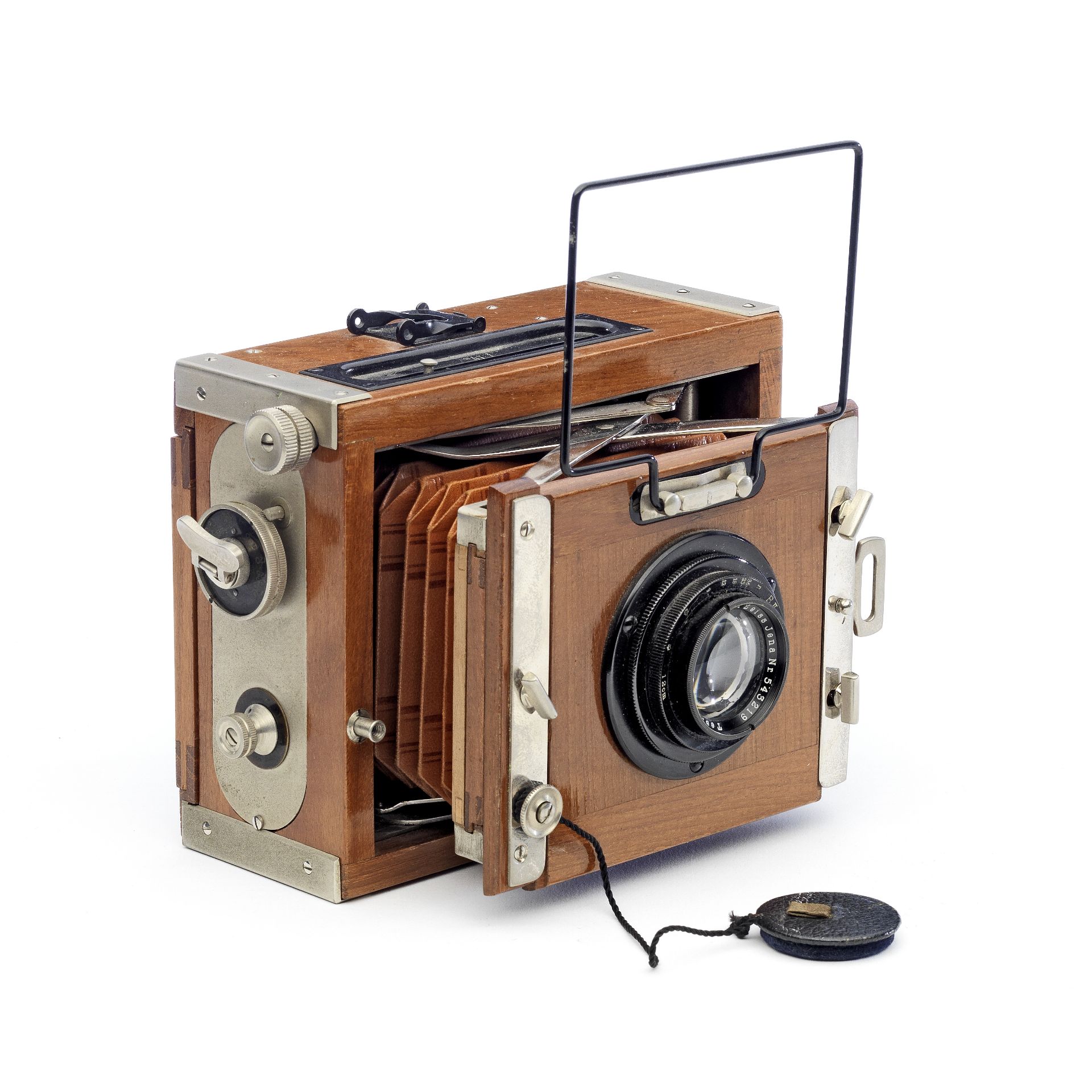 A Contessa-Nettel Tropical Deck-Rullo Camera,