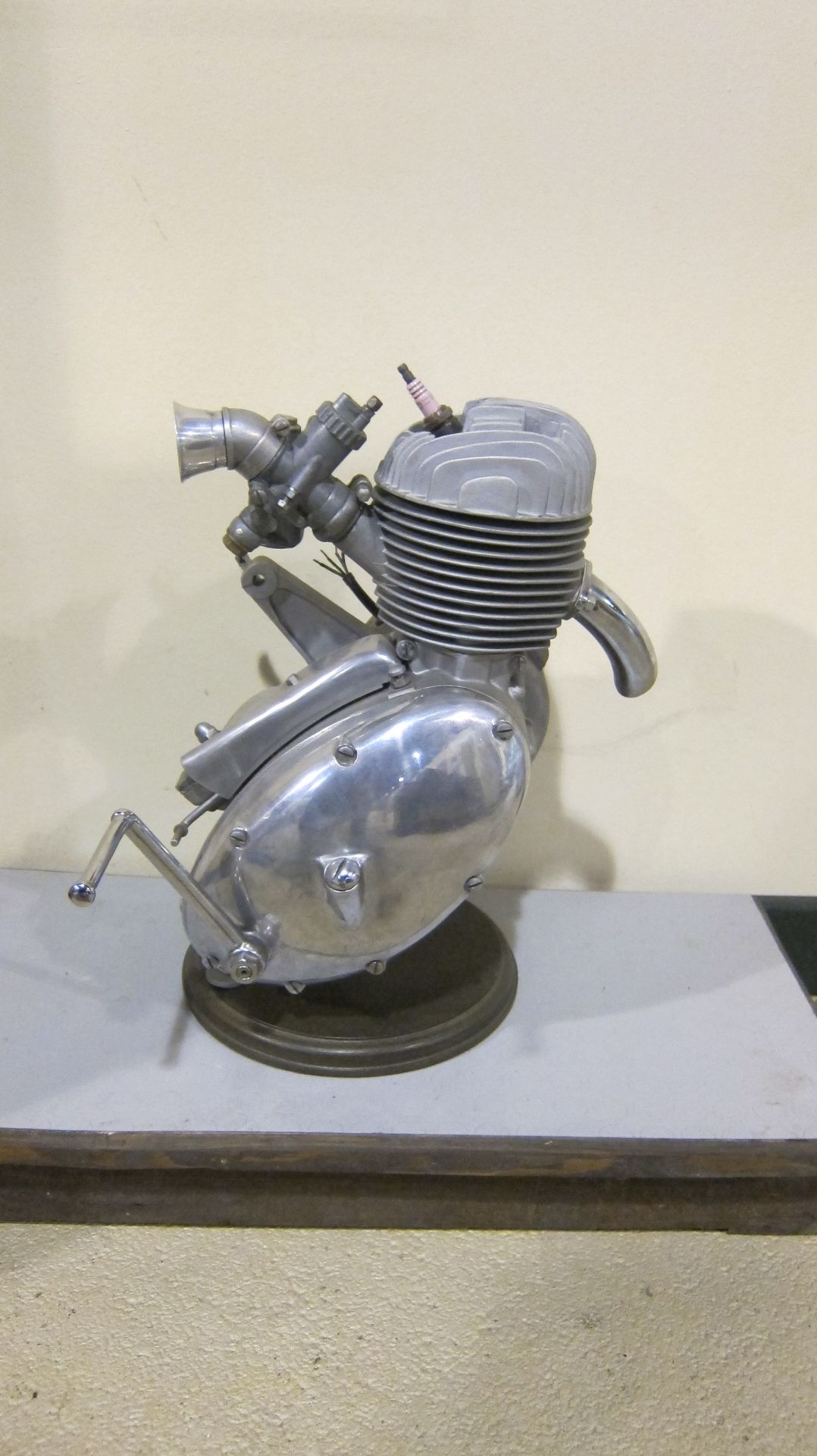 An unidenitied Two-stroke engine
