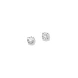 Pair of diamond earstuds