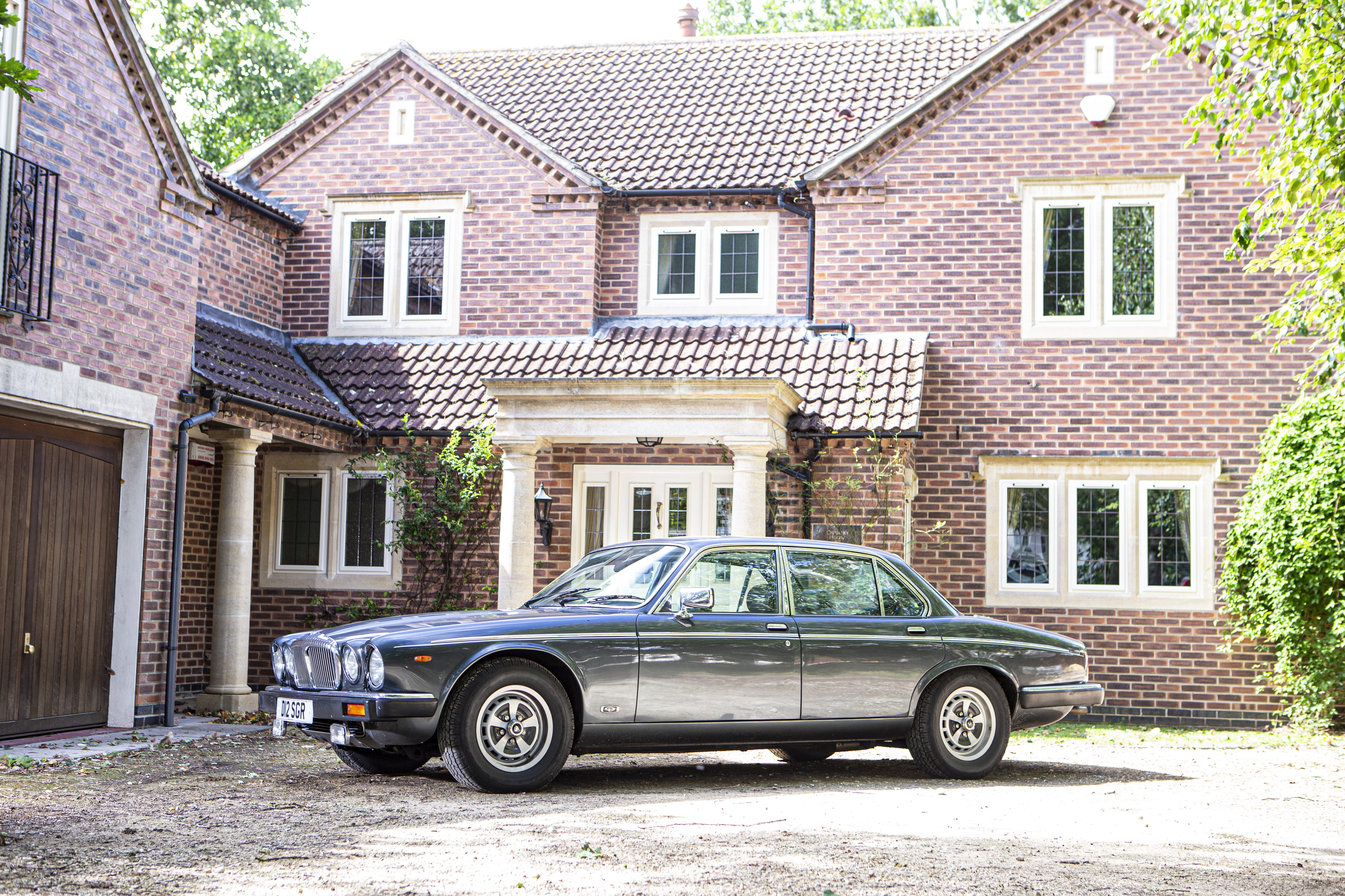 'The Nell Collection',1990 Daimler Double Six Chassis no. SAJDDALW3CB483350