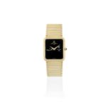 Baume & Mercier. An 18K gold quartz bracelet watch with Arabic dial Ref: 47225, Circa 1980