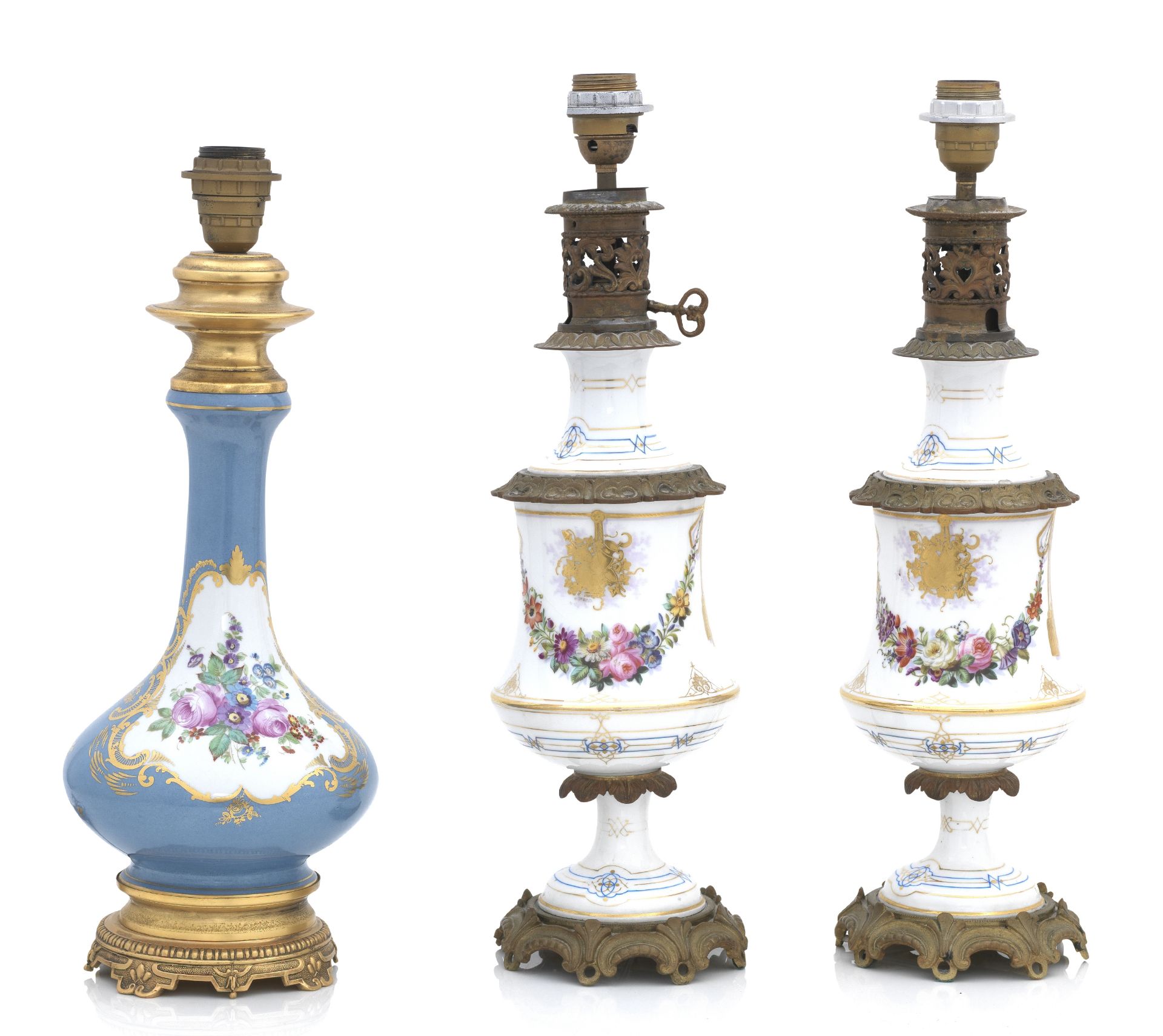 A PAIR OF FRENCH 19TH CENTURY PORCELAIN AND BRONZE MOUNTED TABLE LAMPS (3)