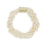 Cultured pearl necklace