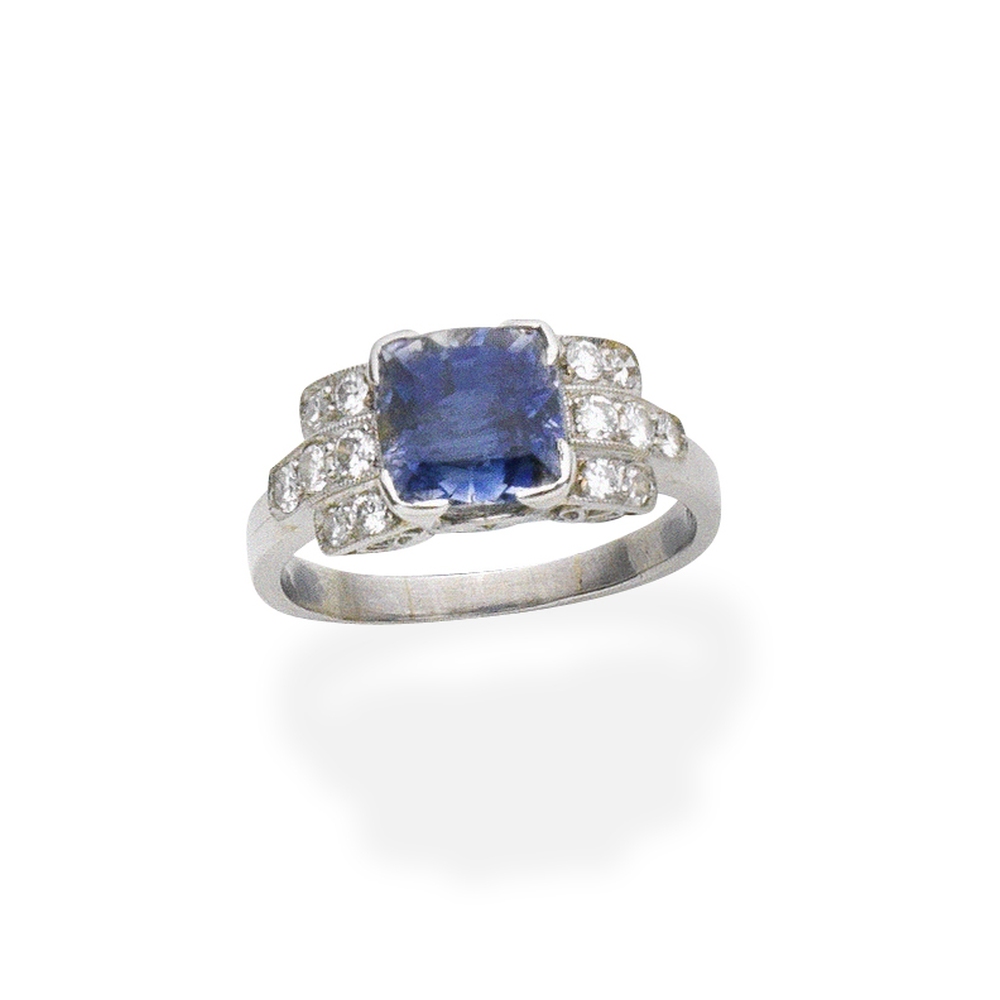 Sapphire and diamond ring