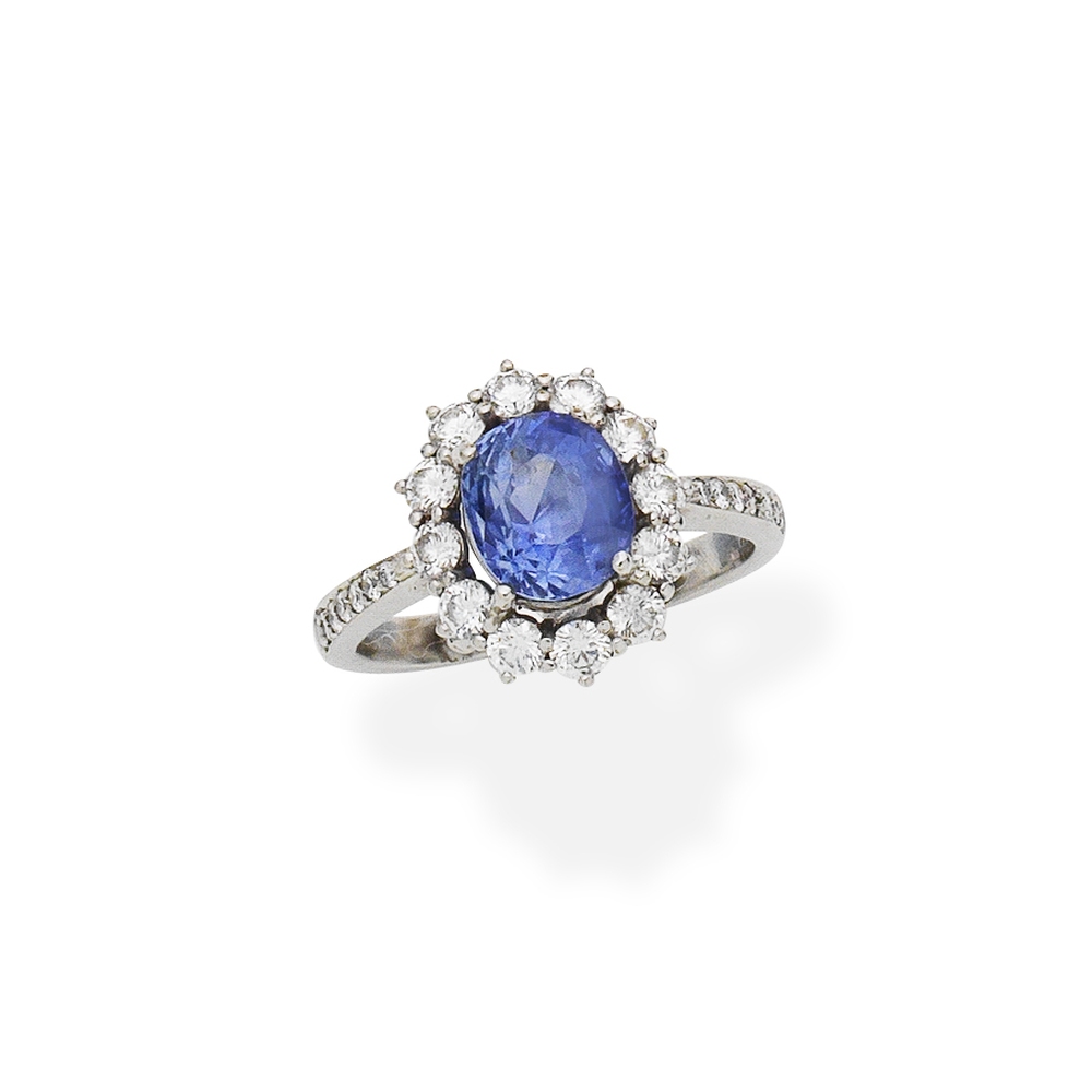 Sapphire and diamond cluster ring