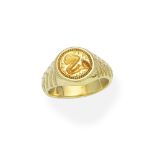 A gold seal ring, circa 1480 (2)