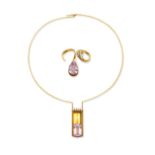 Kunzite and diamond twin-finger ring, and kunzite and diamond torc necklace (2)