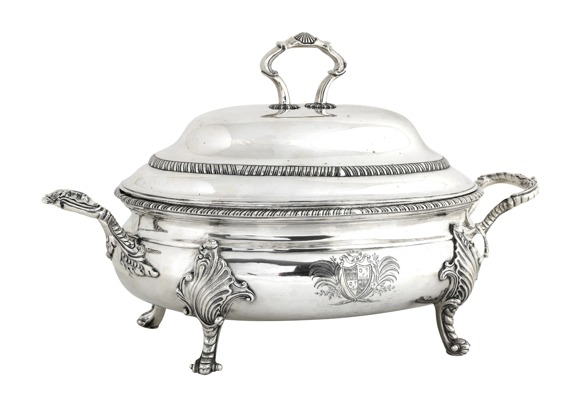 A George III silver soup tureen By George McHattie, Edinburgh, 1812