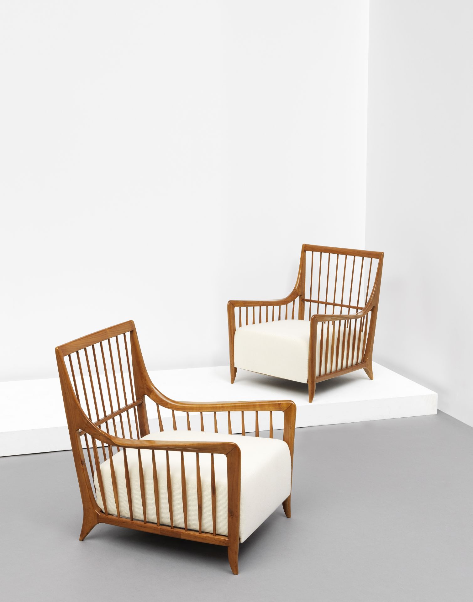 Paolo Buffa Pair of armchairs, circa 1942