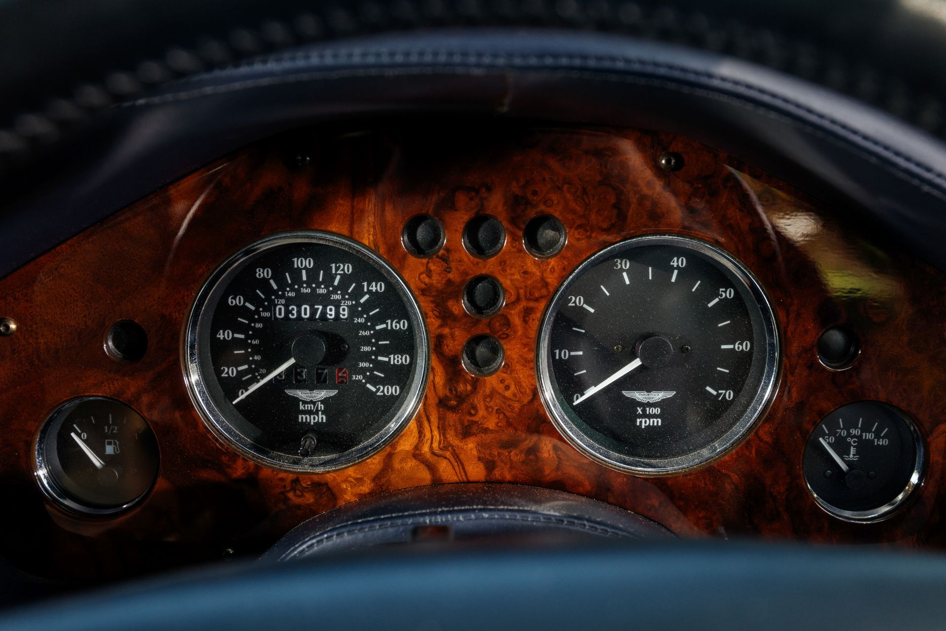 1997 Aston Martin V8 Volante LWB Convertible Chassis no. SCFDAM2C5WBR89005 - Bild 39 aus 63