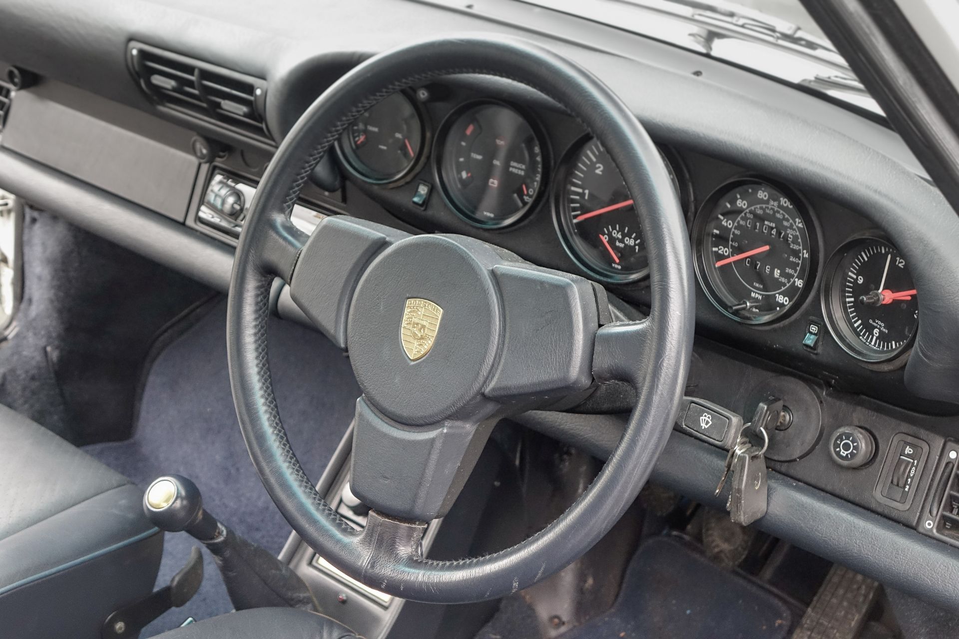 1989 Porsche 911 Turbo LE Coupé Chassis no. WP0ZZZ93ZKS000803 - Bild 31 aus 61