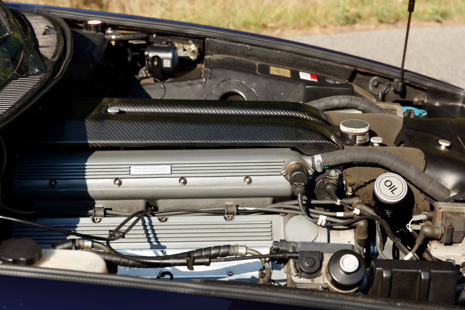 1997 Aston Martin V8 Volante LWB Convertible Chassis no. SCFDAM2C5WBR89005 - Bild 18 aus 63