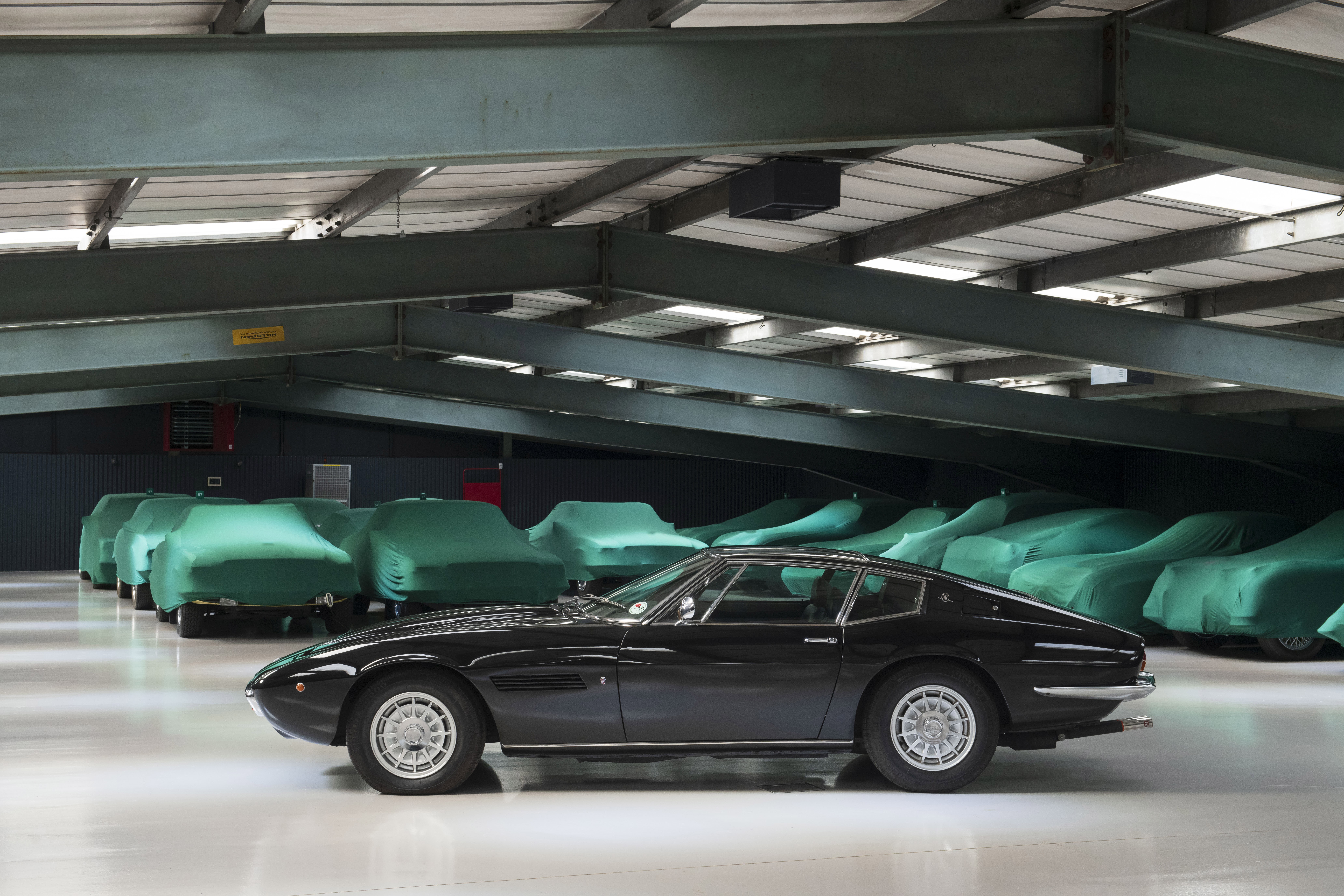 Offered from The Chester Collection,1972 Maserati Ghibli SS 4.9-Litre Coupé Chassis no. AM115/49... - Image 3 of 17