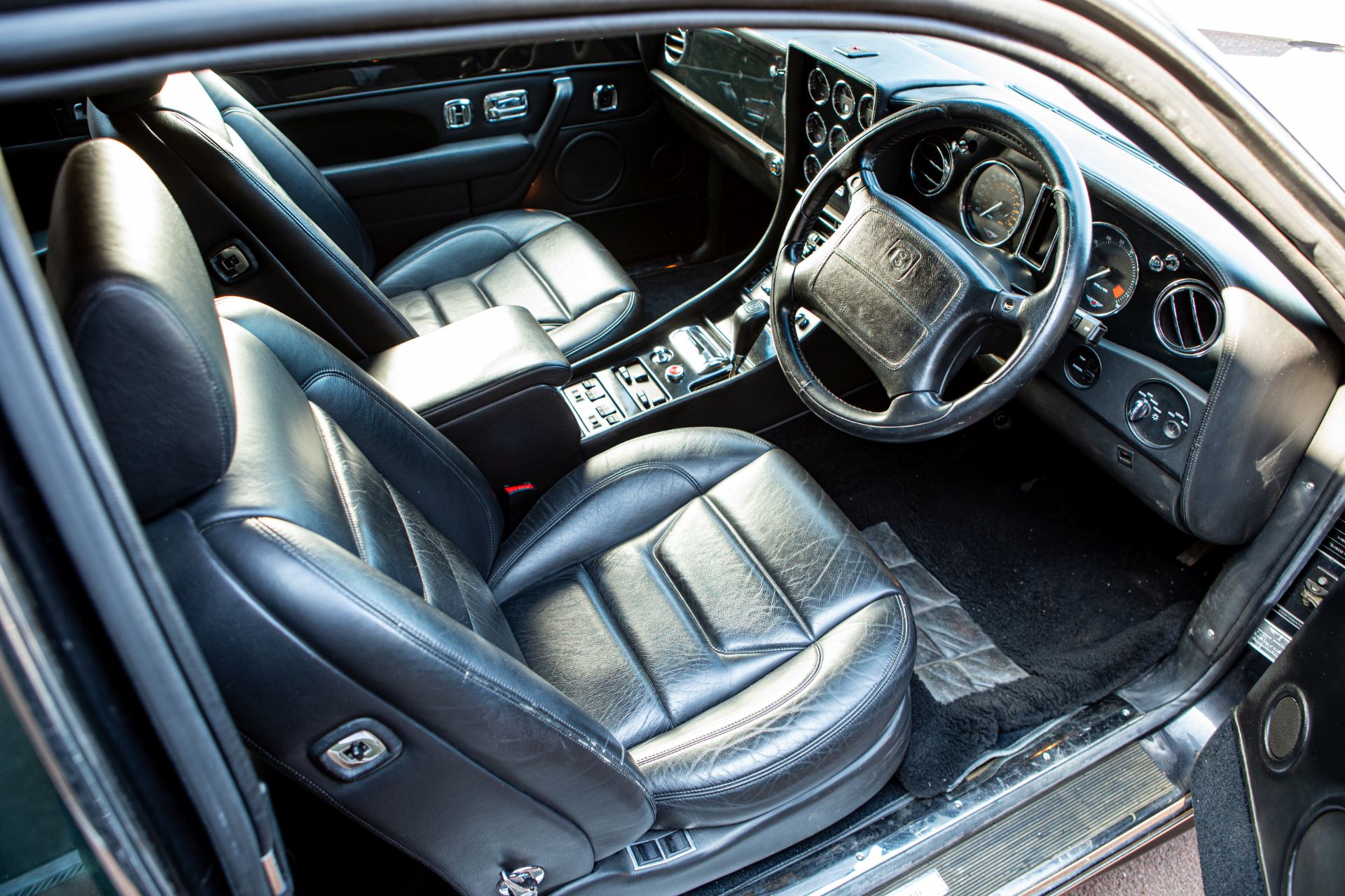 1997 Bentley Continental T Coupé Chassis no. ZCBZU23C7VCH53467 - Bild 19 aus 44