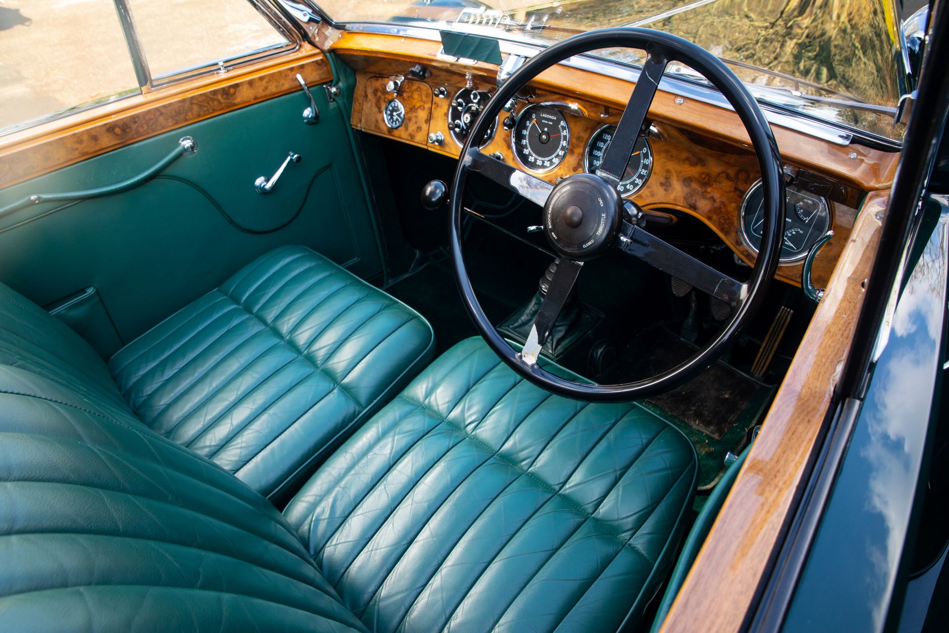 Offered from the estate of the late Michael Patrick Aiken, MBE,1939 Lagonda V12 Drophead Coupé C... - Bild 15 aus 64