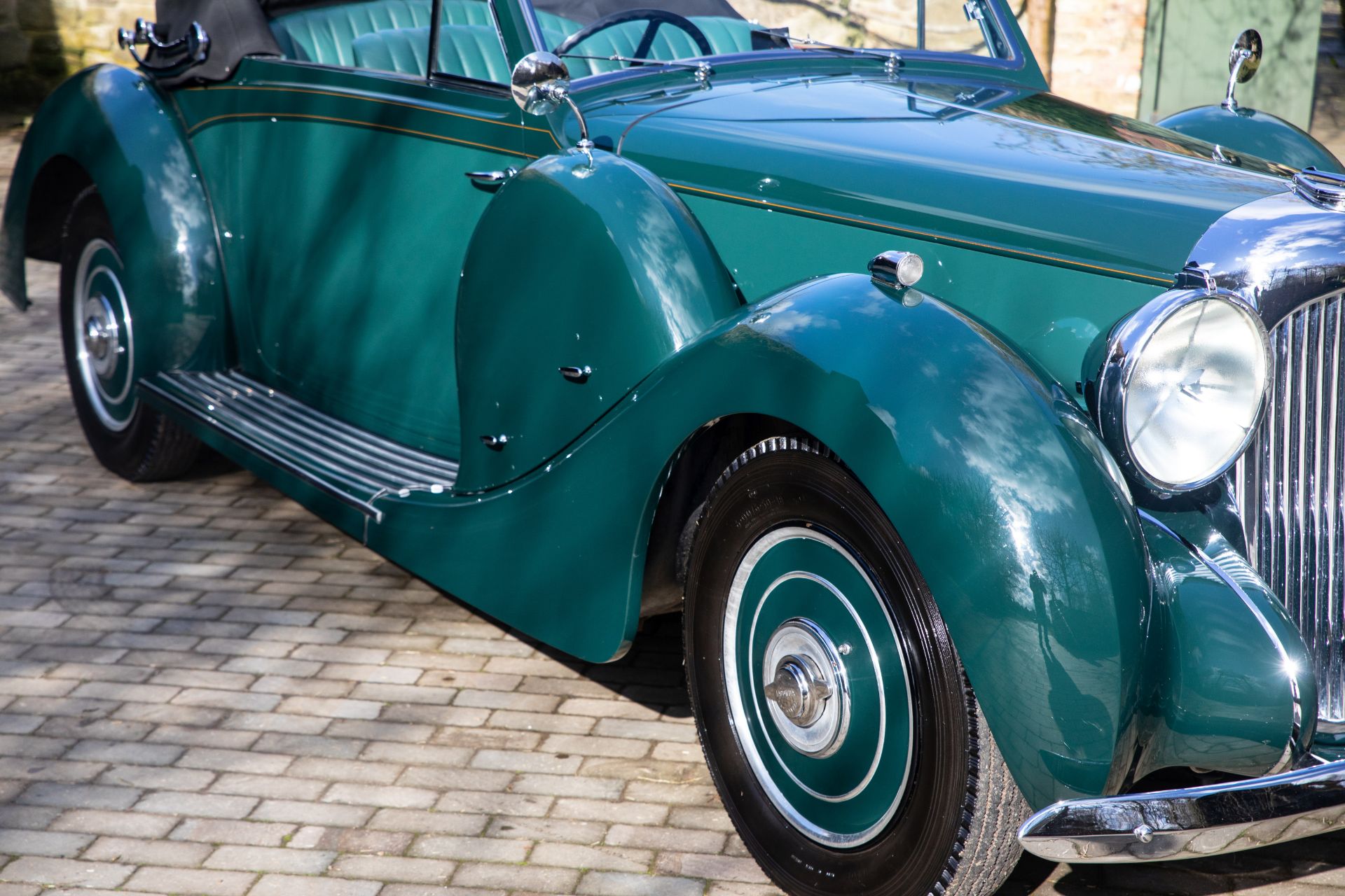 Offered from the estate of the late Michael Patrick Aiken, MBE,1939 Lagonda V12 Drophead Coupé C... - Bild 33 aus 64