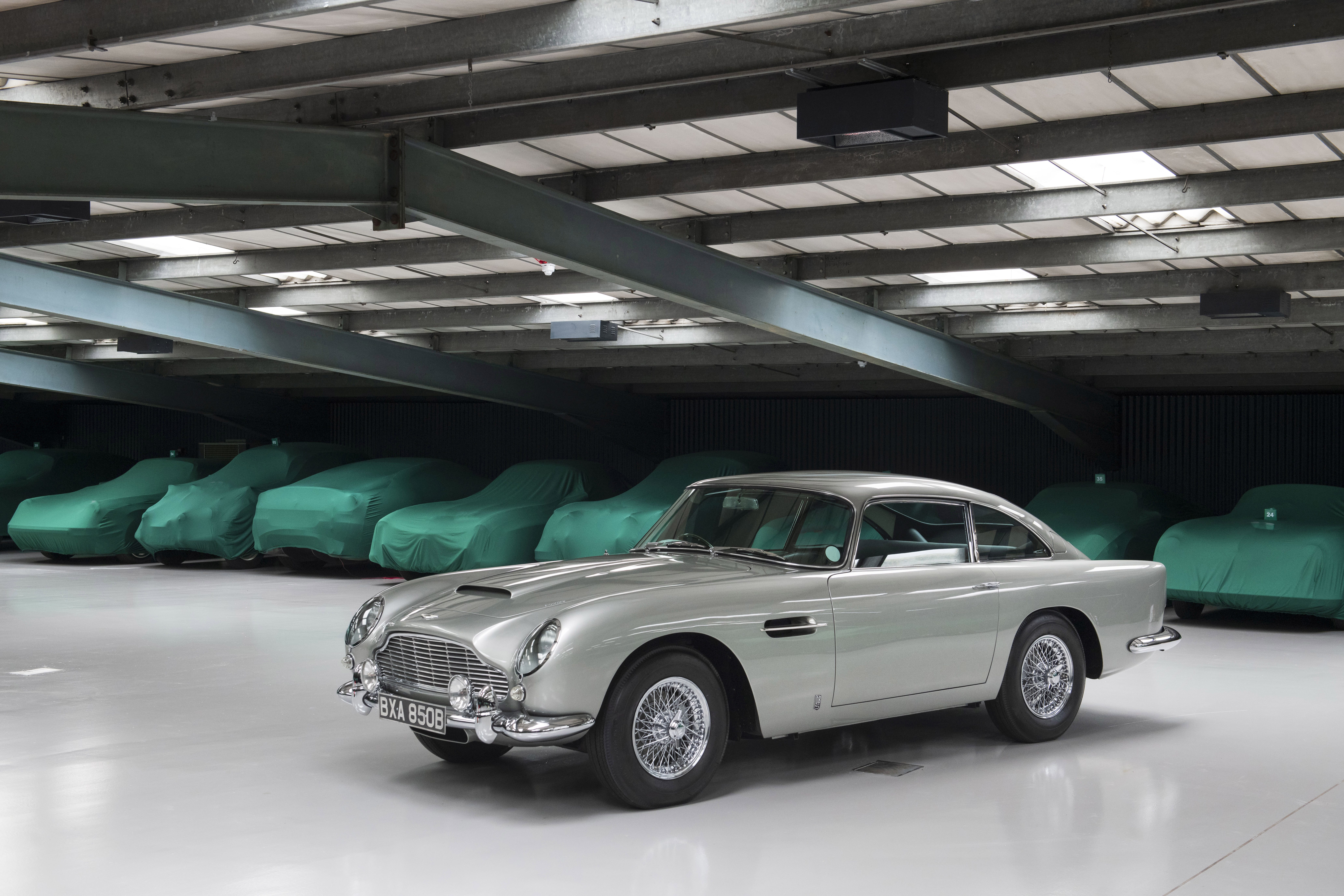 Offered from The Chester Collection,1964 Aston Martin DB5 Sports Saloon Chassis no. DB5/1436/R - Image 6 of 18