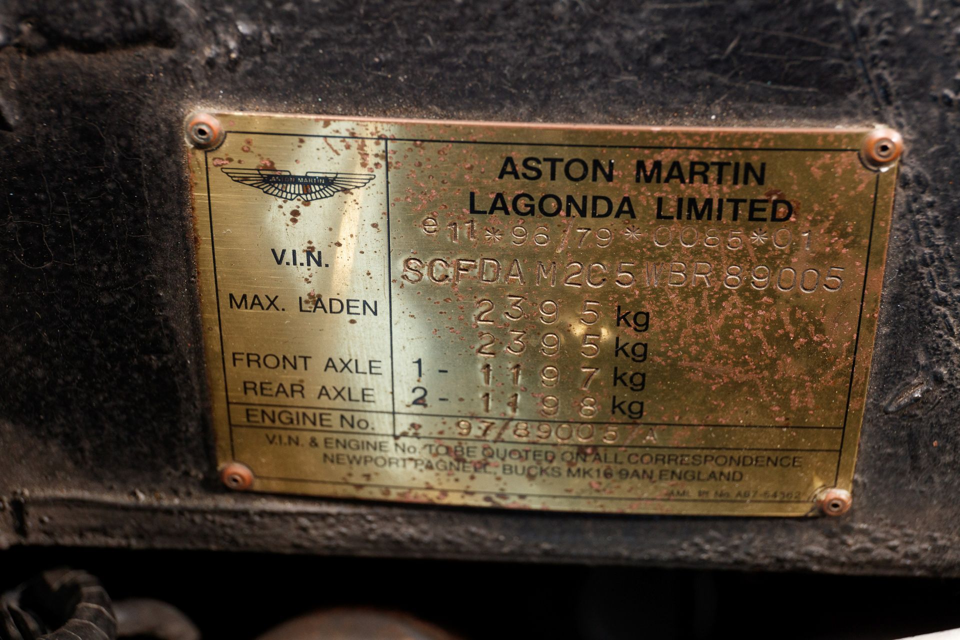 1997 Aston Martin V8 Volante LWB Convertible Chassis no. SCFDAM2C5WBR89005 - Bild 53 aus 63