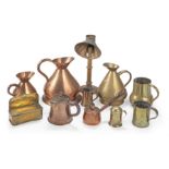 Eleven items of domestic brass and copper (11)