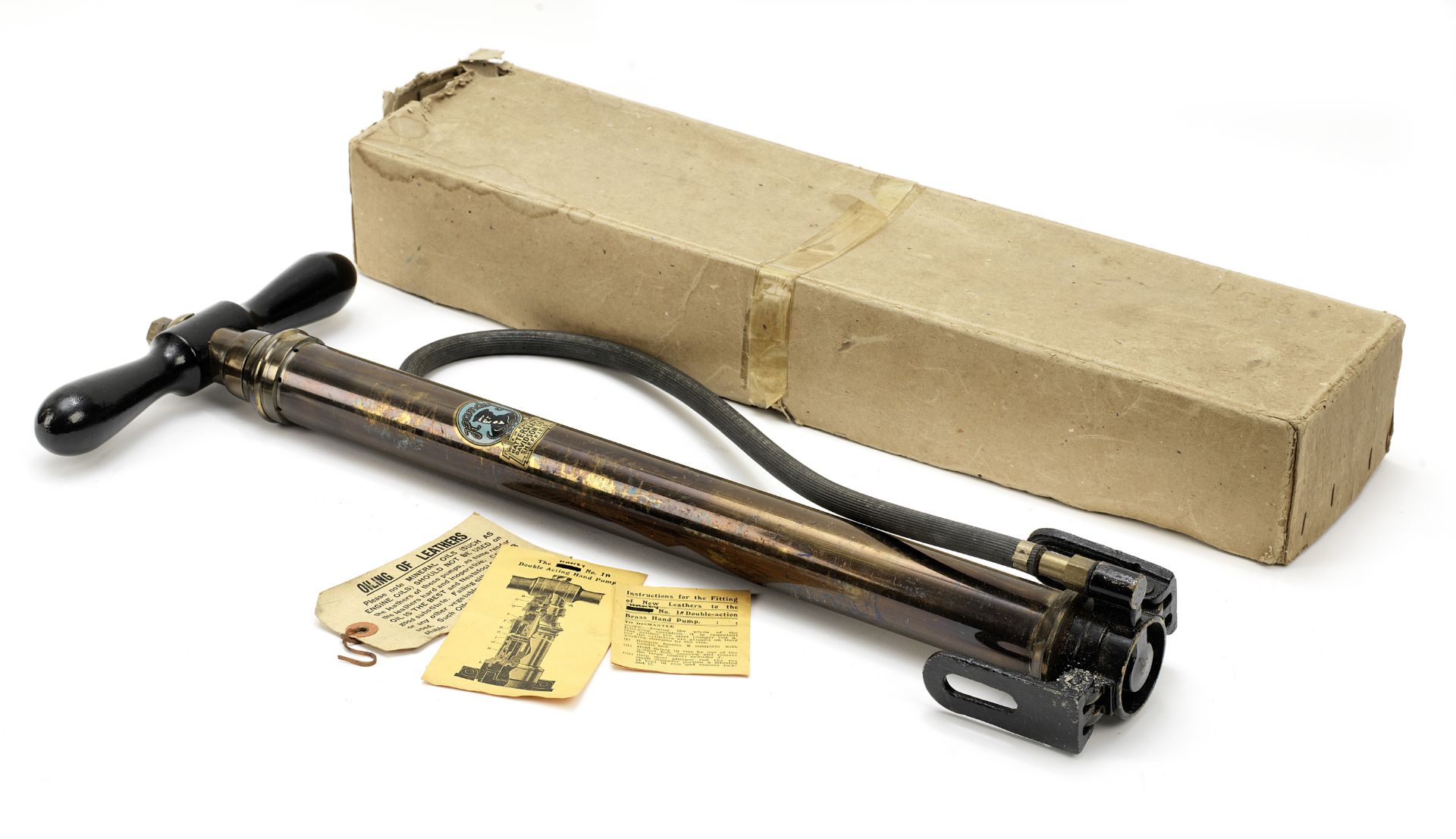 A boxed Hattersley & Davidson 'Handy' No.1A pump, early 20th Century,