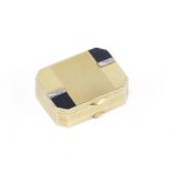 An Art Deco diamond-set gold pill box circa 1940, stamped '750' and 'S'